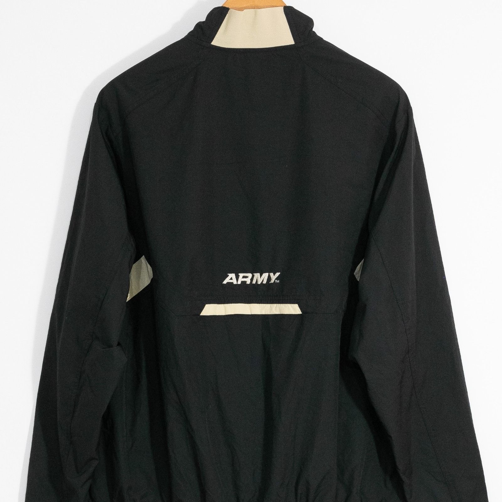 Nike Vintage Nike Army Black Knights Windbreaker 1/4 Zip Medium Size US L / EU 52-54 / 3 - 6 Thumbnail