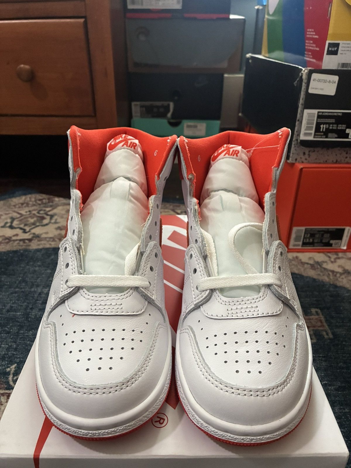 Jordan Brand Nike Jordan Air Ship PE Orange SKU DX4976-181 Brand New Size US 6 / EU 39 - 5 Thumbnail