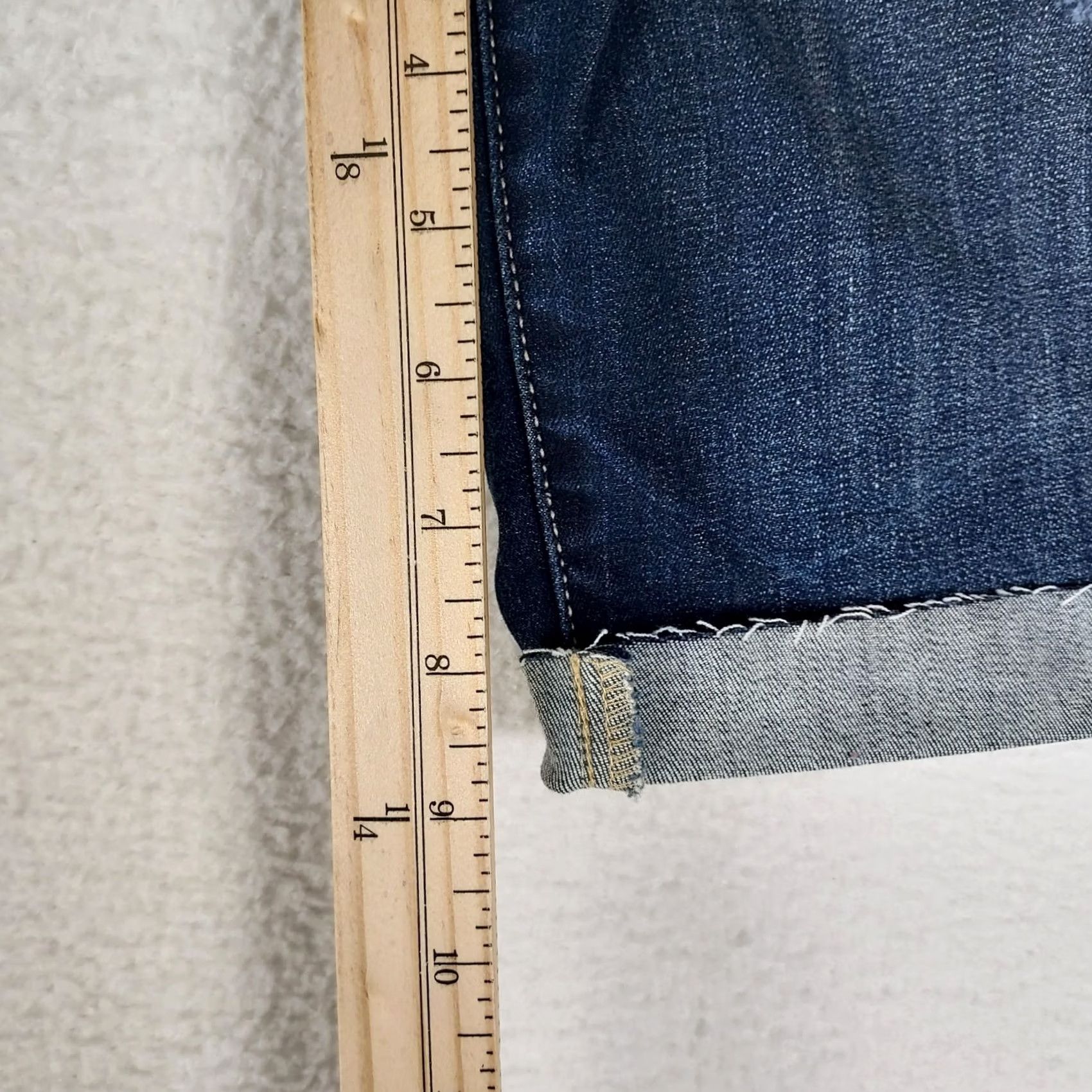 Vintage VINTAGE KanCan Bermuda Shorts Women 9/28 Distressed Denim Rolled Raw Hem KC8557BD Blue 5-Pocket Summer Spring Women's Regular Size 9/28 XS? Size 28" / US 6 / IT 42 - 5 Thumbnail