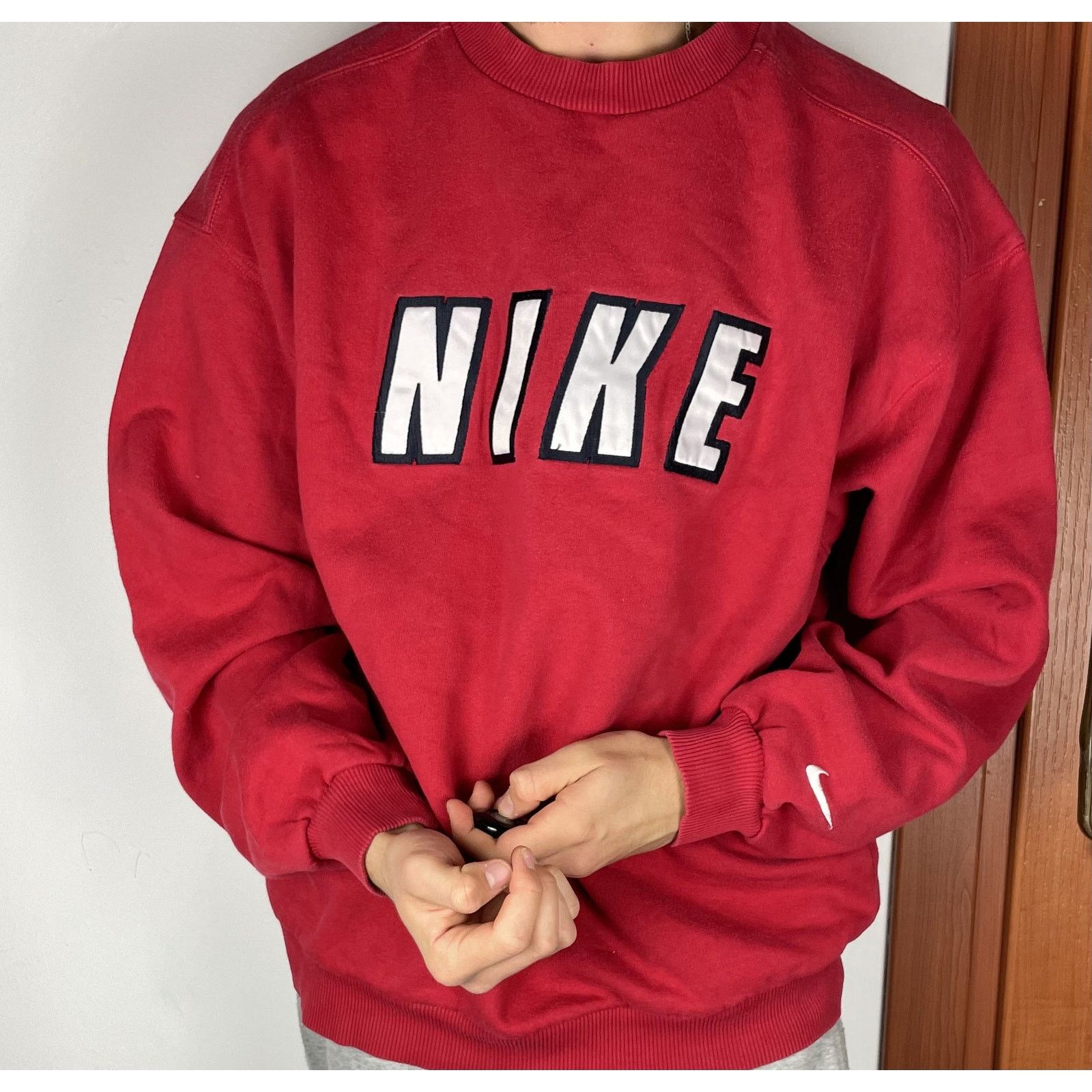 Nike Nike Men's Red Spell Out Long Sleeve Pullover Sweatshirt L Size US L / EU 52-54 / 3 - 2 Thumbnail