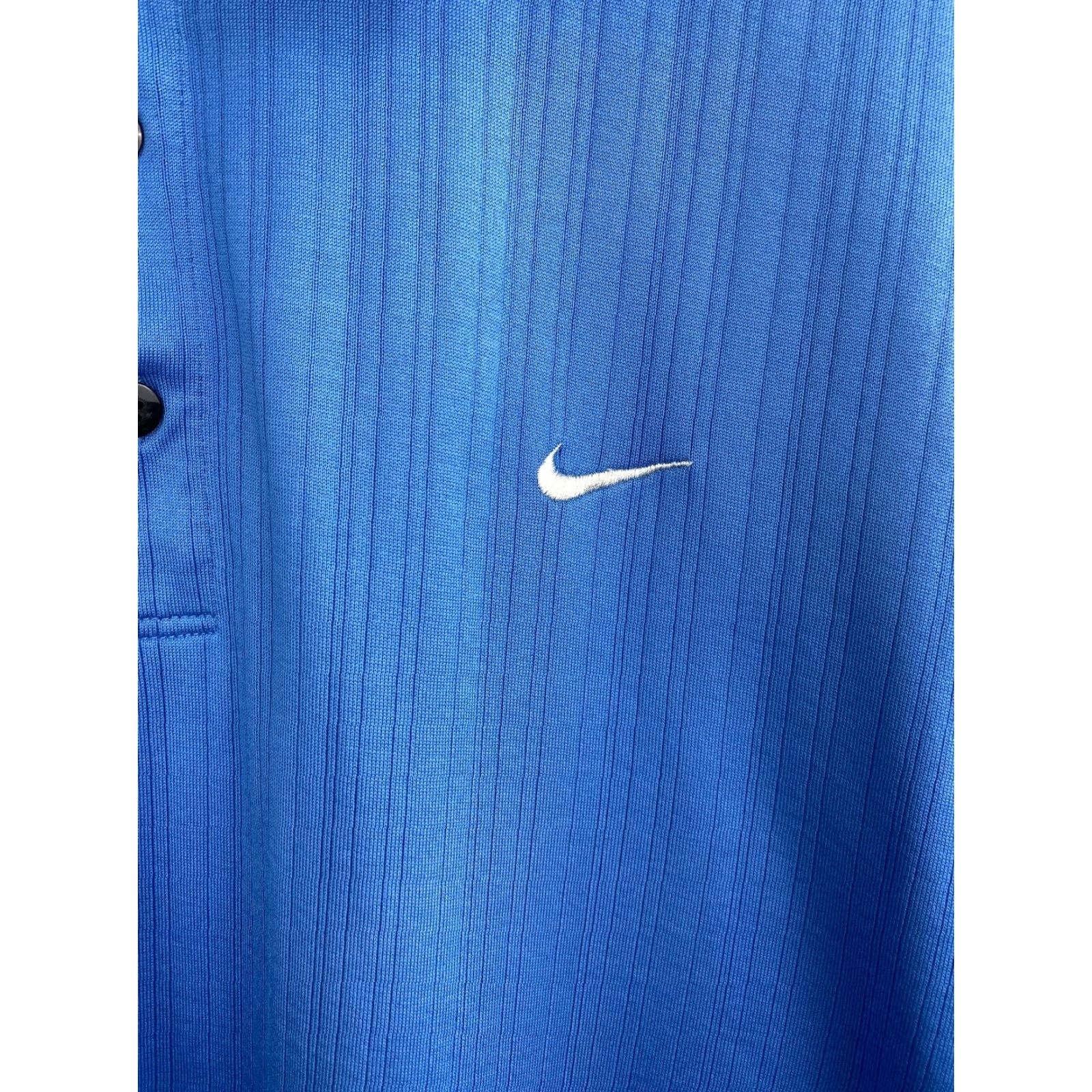 Nike VINTAGE Nike Golf polo T-shirt XL Blue 90s Tiger Woods Mens Polo Size US XL / EU 56 / 4 - 4 Thumbnail