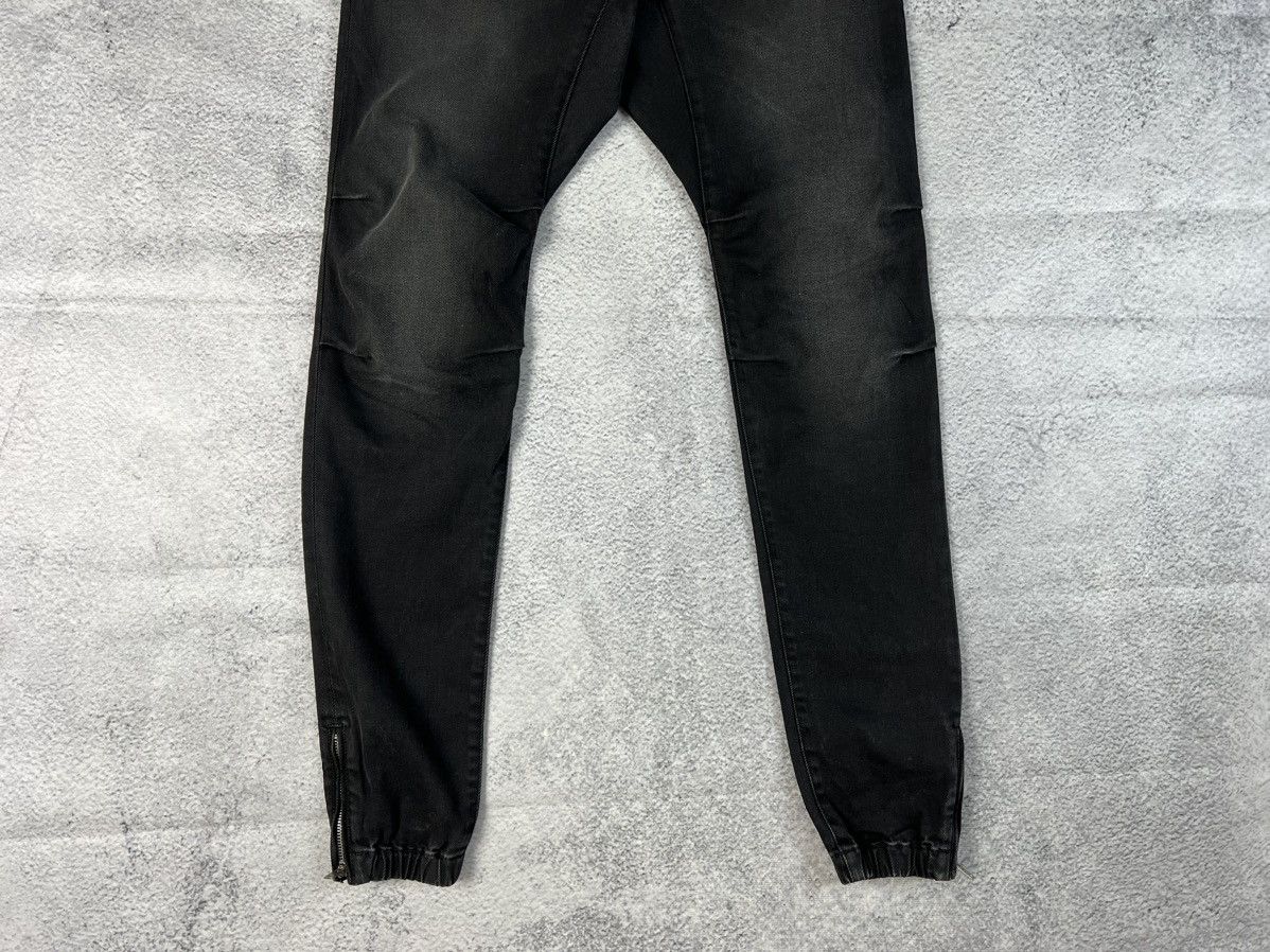 R13 R13 Cooper Tapered Drop Jeans, made in Italy Size US 31 - 8 Thumbnail