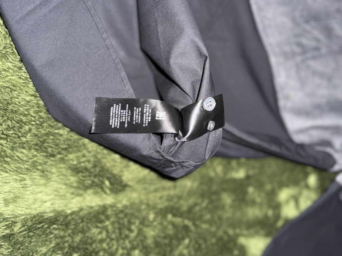 JW Anderson [EU46] JW Anderson Two-Tone Chambray Mix Shirt Black Size US L / EU 52-54 / 3 - 8 Thumbnail