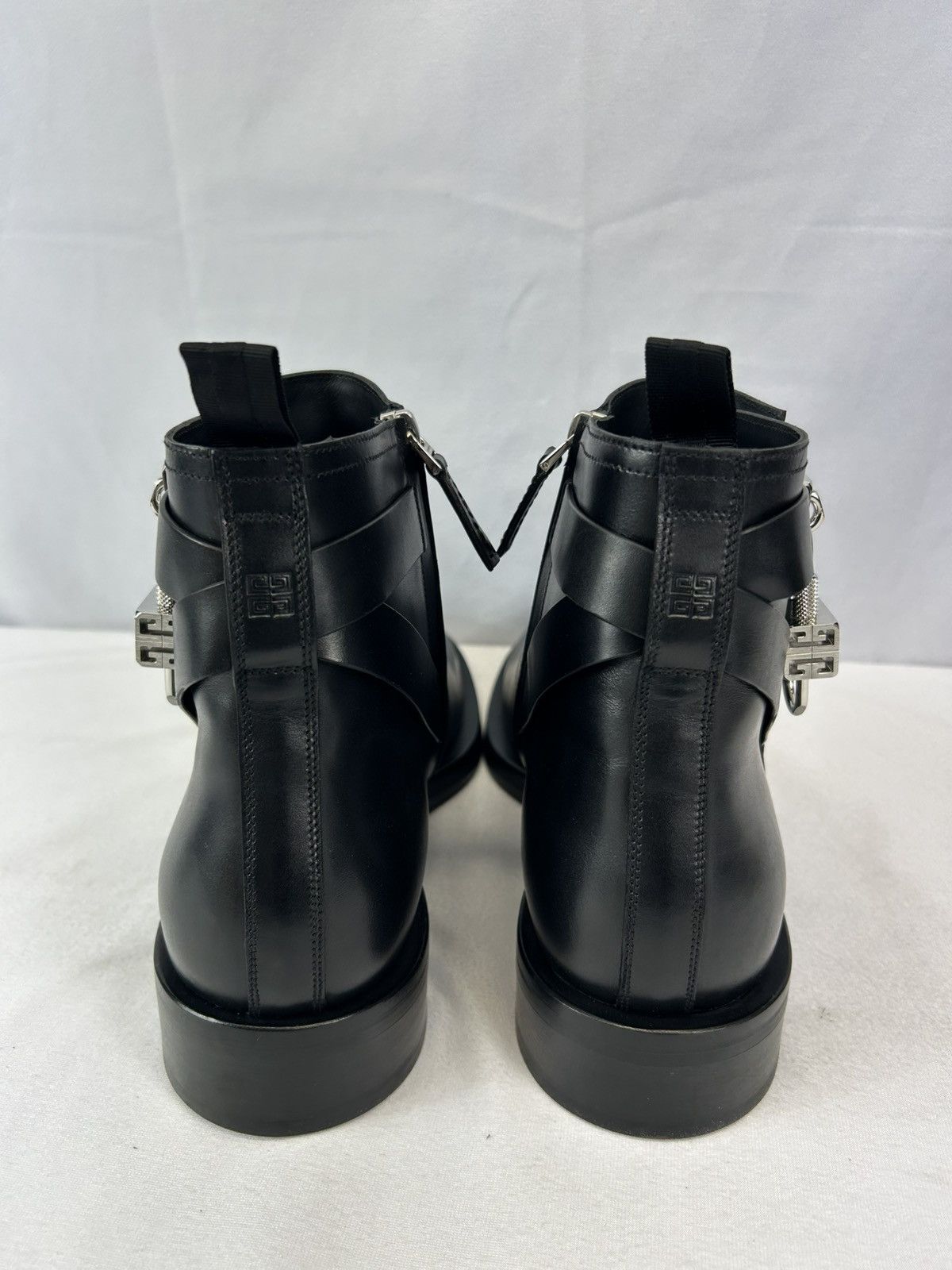 Givenchy Givenchy Lock Ankle Boots In Leather Size US 12 / EU 45 - 9 Thumbnail
