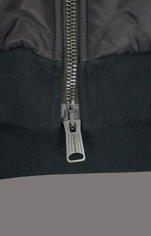 Balenciaga Balenciaga Full Zip Crop Hood Bomber Jackets Size 38 Size US M / EU 48-50 / 2 - 3 Thumbnail