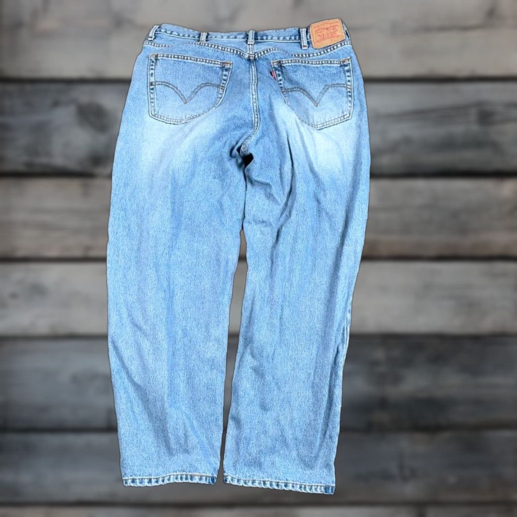 Levi's VINTAGE Levi's 560 Jeans - Jeans - Men - 40 Regular - Blue Denim - 90s Grunge Retro Style, Medium Wash, Tapered Fit, Zipper Fly, 39x29 (40x30 Tag) Size US 40 / EU 56 - 1 Thumbnail