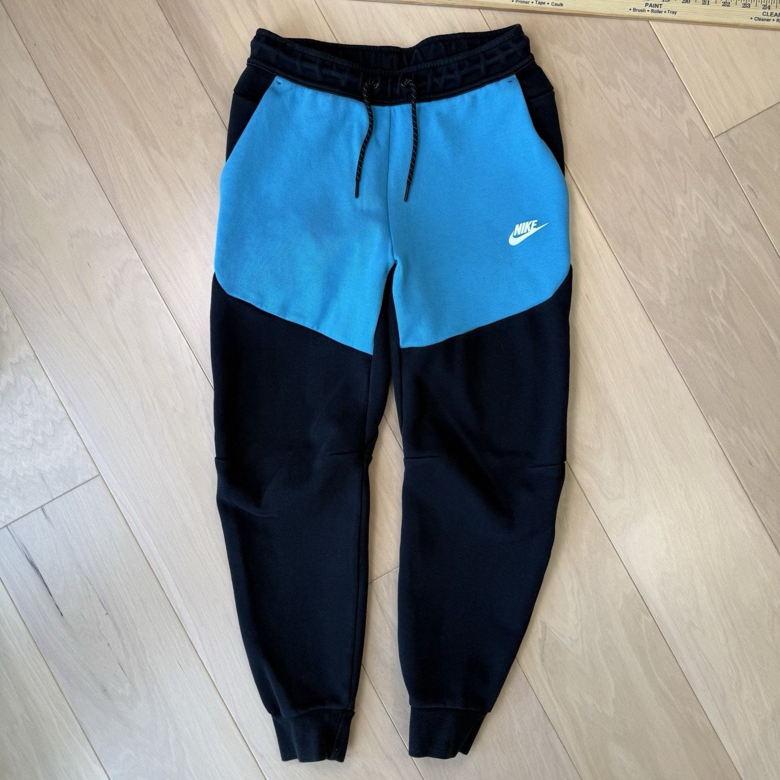 Nike Nike Tech Fleece Joggers Small Black Blue Sweatpants Size US 27 - 2 Thumbnail