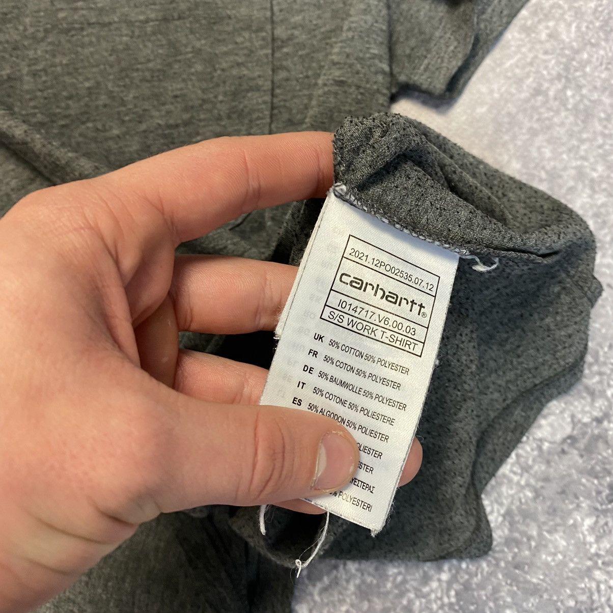 Carhartt Luxury APC x Carhartt small Basic logo y2k tee Size US S / EU 44-46 / 1 - 6 Thumbnail
