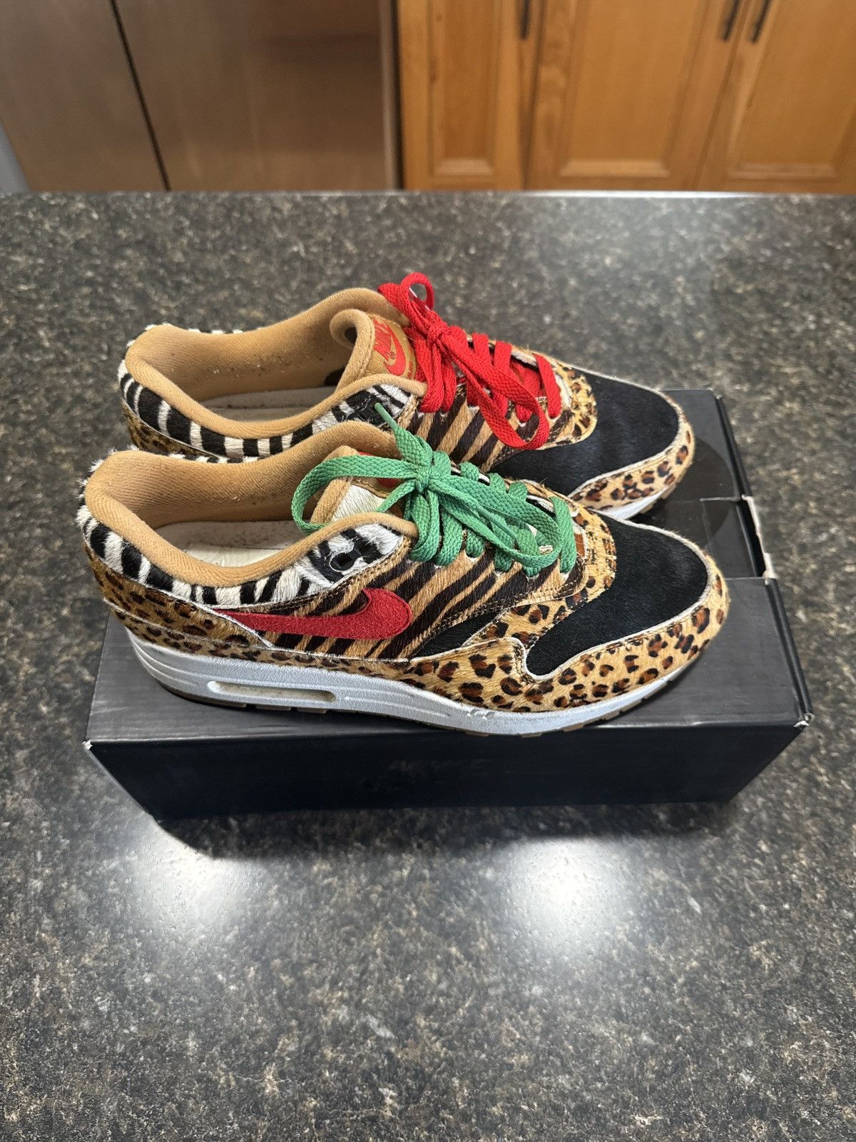 Nike NIKE AIR MAX 1 ANIMAL PACK Size US 8 / EU 41 - 3 Thumbnail