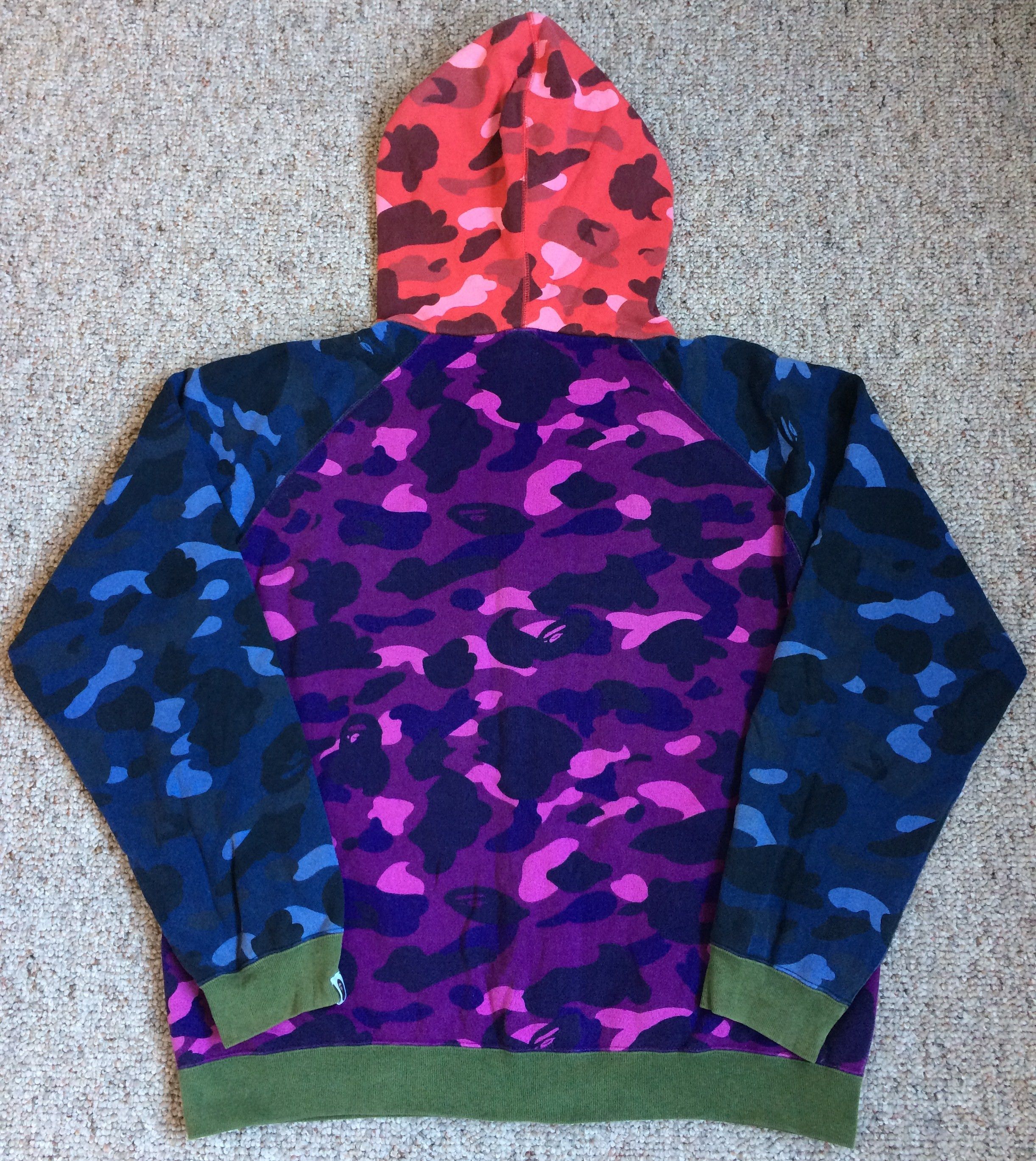 Bape F/W 2005 Bape Crazy Camo Hoodie Size US L / EU 52-54 / 3 - 6 Thumbnail