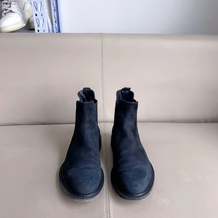 Louis Vuitton Louis Vuitton Black Suede Chelsea Boots for Men -2508 Size US 10.5 / EU 43-44 - 2 Thumbnail