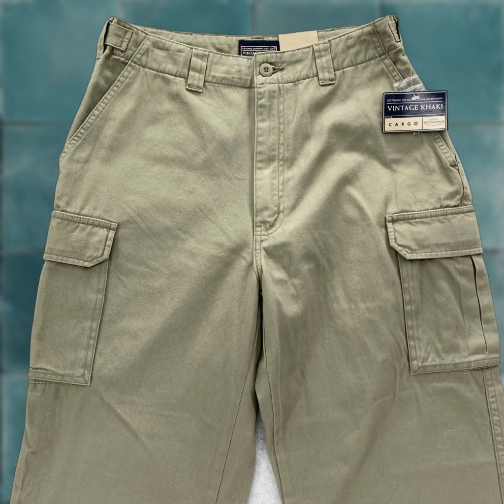 Vintage VINTAGE Sonoma Cargo Pants Mens 32x32 Khaki Brown Straight Leg Mid Rise NWT Size US 32 / EU 48 - 1 Thumbnail