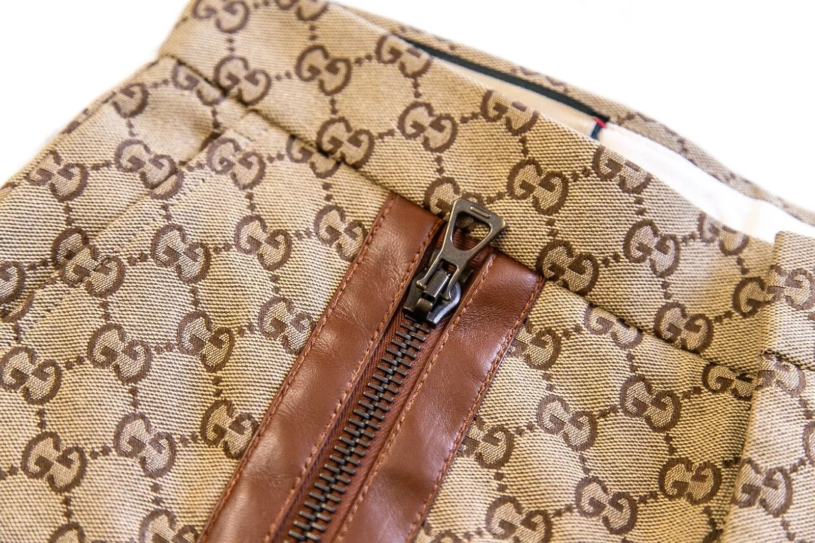 Gucci GUCCI GG Canvas Print Pants 46 size Zipper Leather Trim Size US 30 / EU 46 - 2 Thumbnail