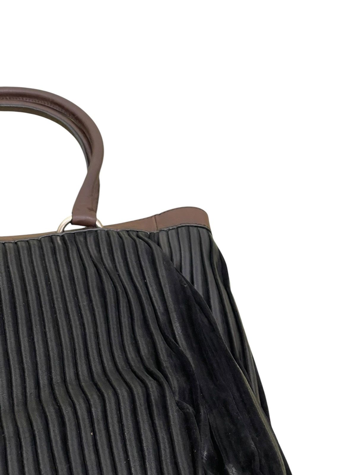 Genuine Leather Full Leather Gambini Italy Pleated Tote Shoulder Bag 1🟩5 Size ONE SIZE - 18 Thumbnail