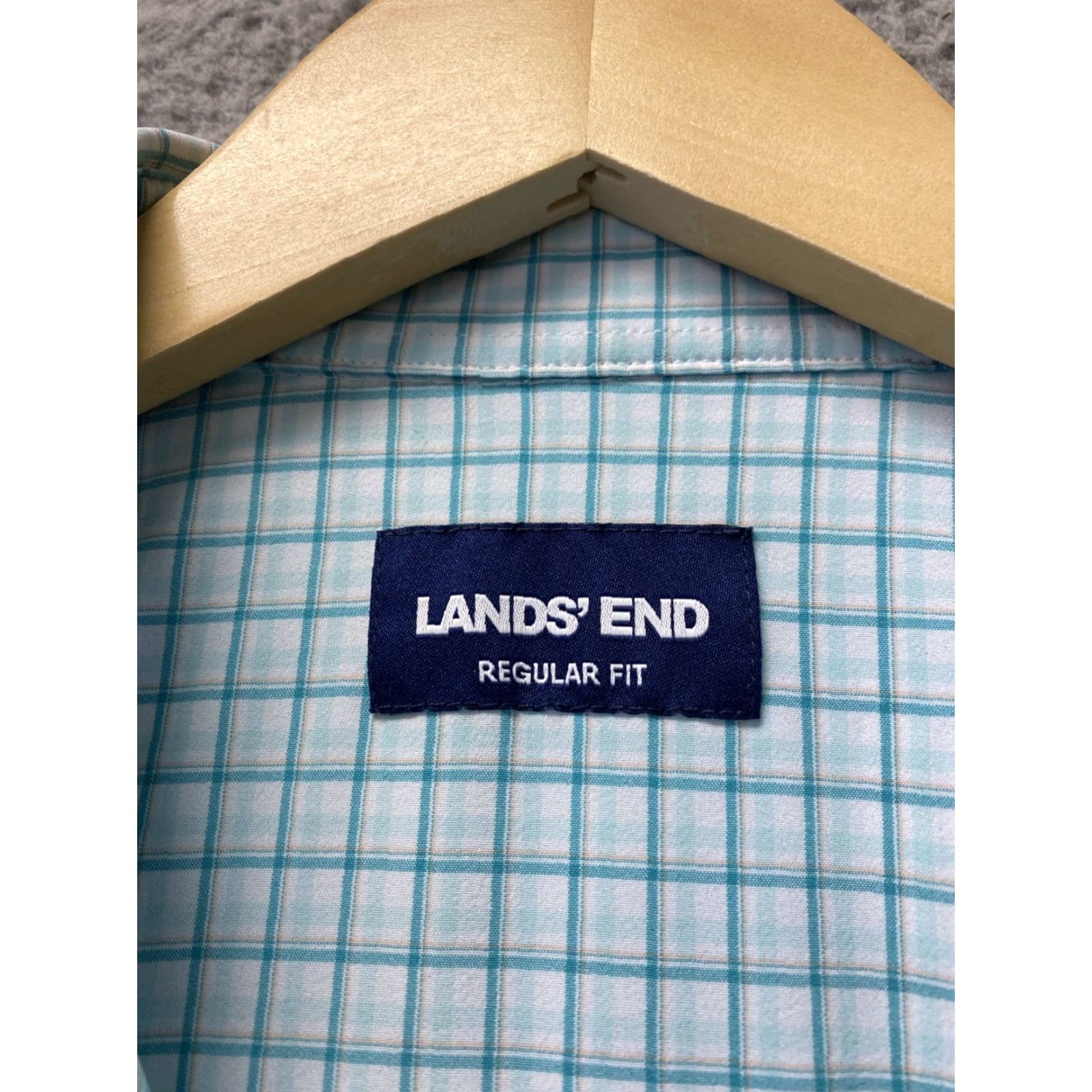 Lands' End Lands' End Shirt Mens Large Aqua Check Long Sleeve Button Performance /128-32 Size US L / EU 52-54 / 3 - 3 Thumbnail