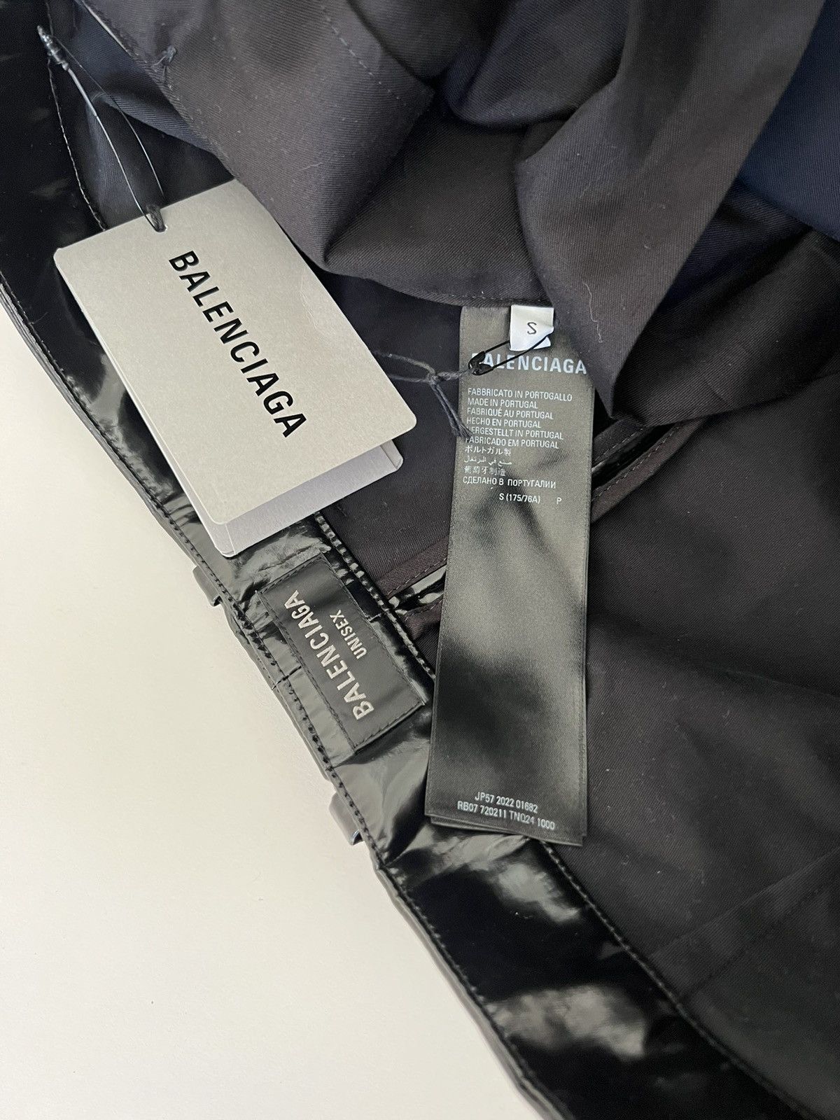 Balenciaga Balenciaga Crinkled coated cotton-blend trousers Size US 30 / EU 46 - 8 Thumbnail