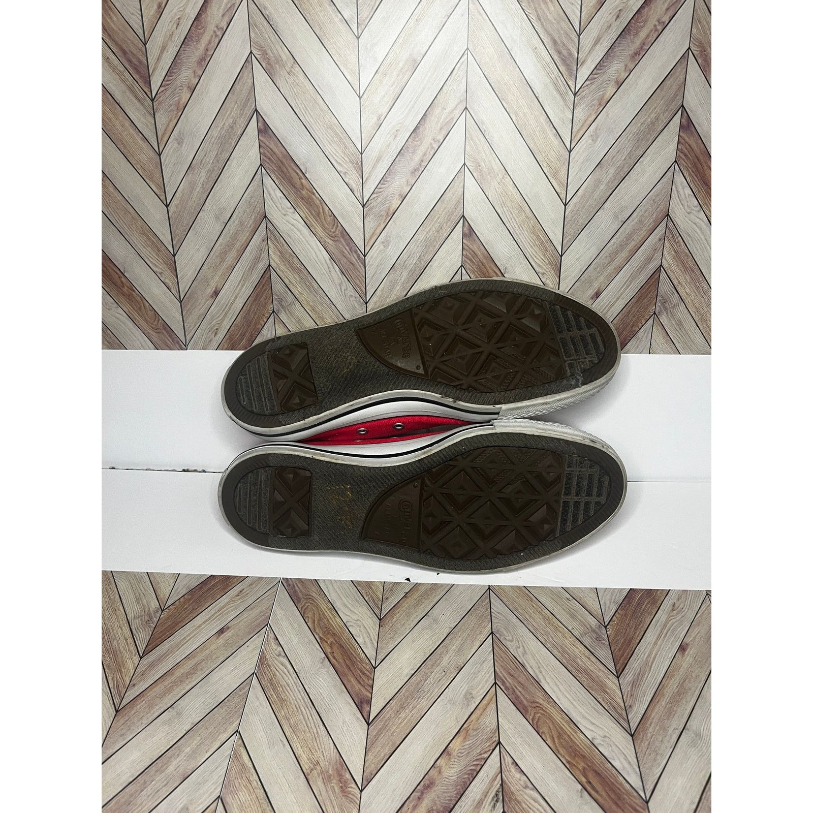 Converse Converse Chuck Taylor All Star Low Canvas Sneakers Red M7/W9 Size US 9 / IT 39 - 9 Thumbnail