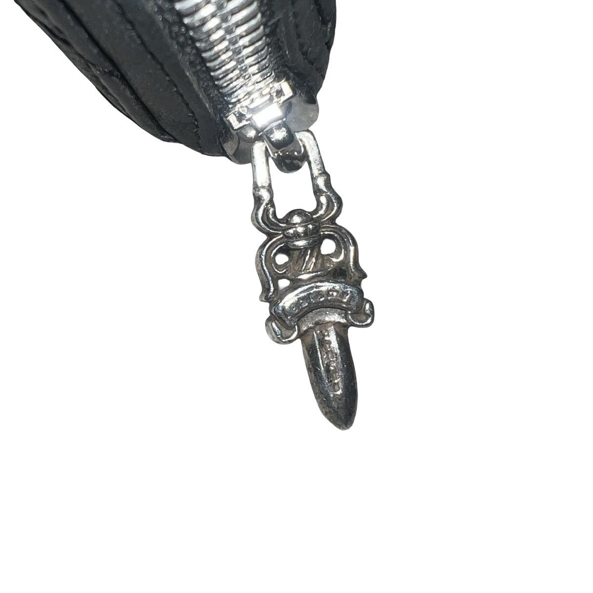 Chrome Hearts CHROME HEARTS Cemetery Cross Patch Round Zip Wallet Black Size ONE SIZE - 4 Thumbnail