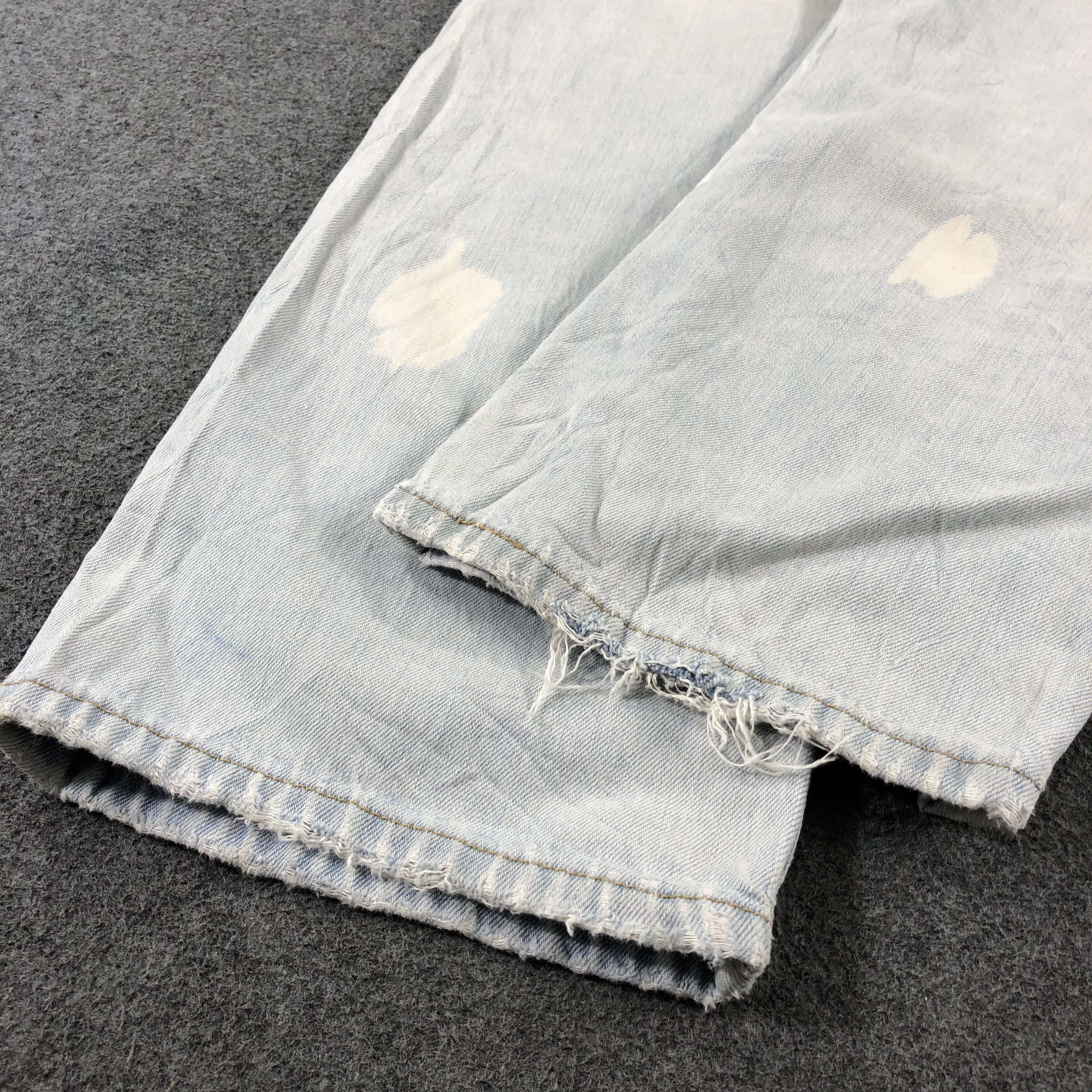 Levi's Vintage Light Wash Levis 501 Jeans-J2658 Size US 33 - 6 Thumbnail
