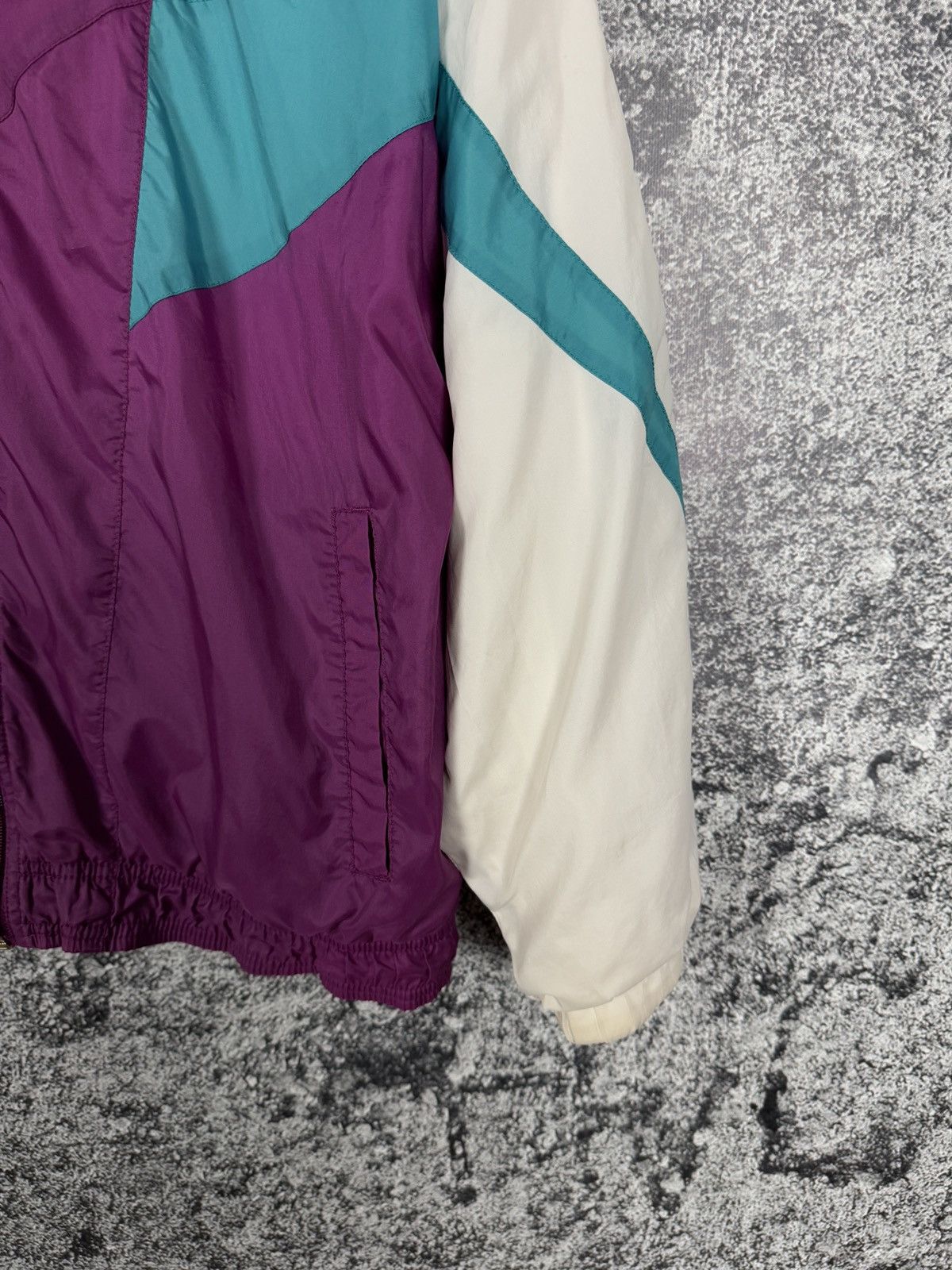 Nike Nike Nylon Jacket Vintage 80s Windbreaker Retro Style Size M Size US M / EU 48-50 / 2 - 6 Thumbnail
