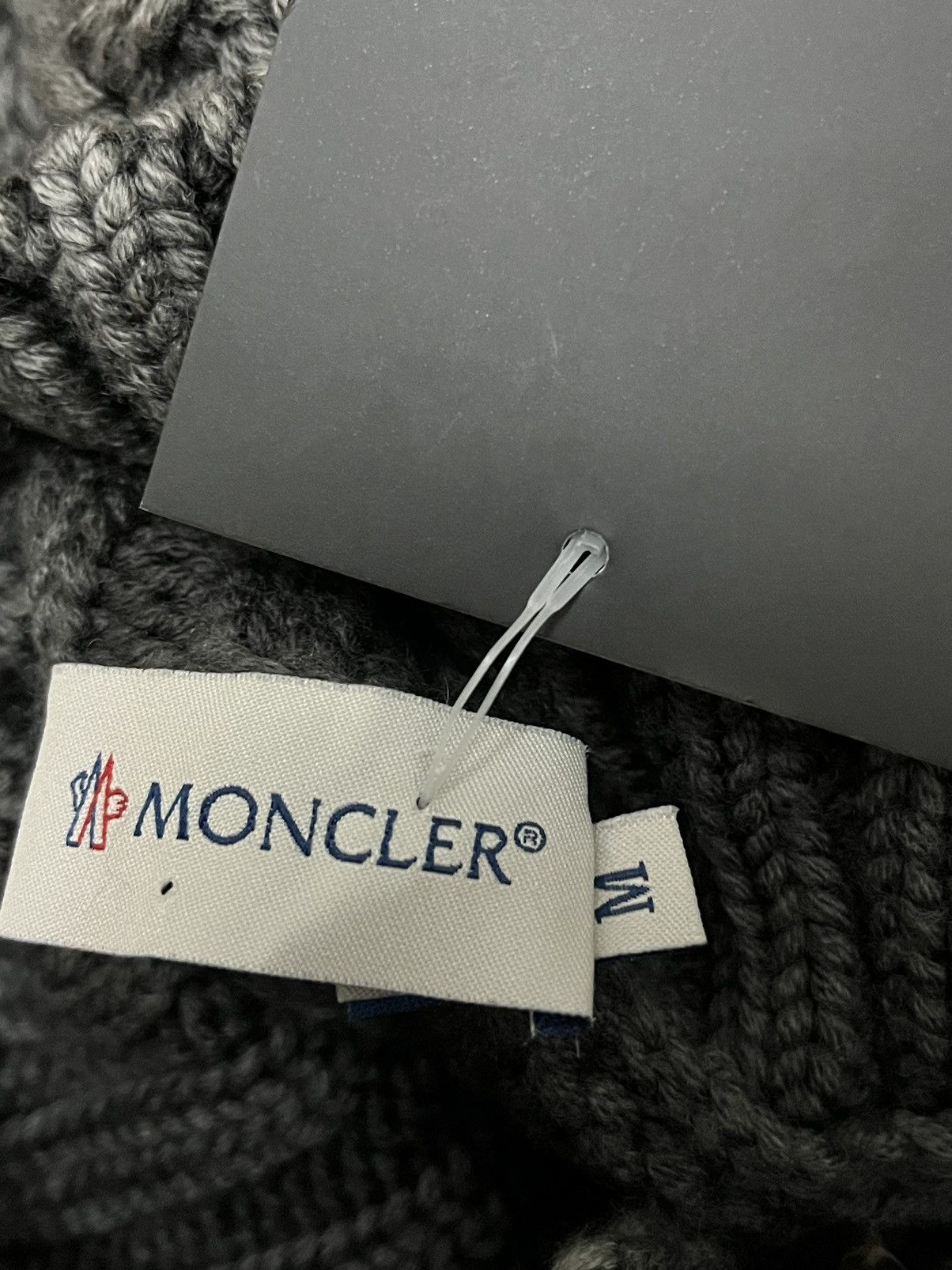 Moncler Moncler hand made knitwear cardigan Size US M / EU 48-50 / 2 - 13 Thumbnail