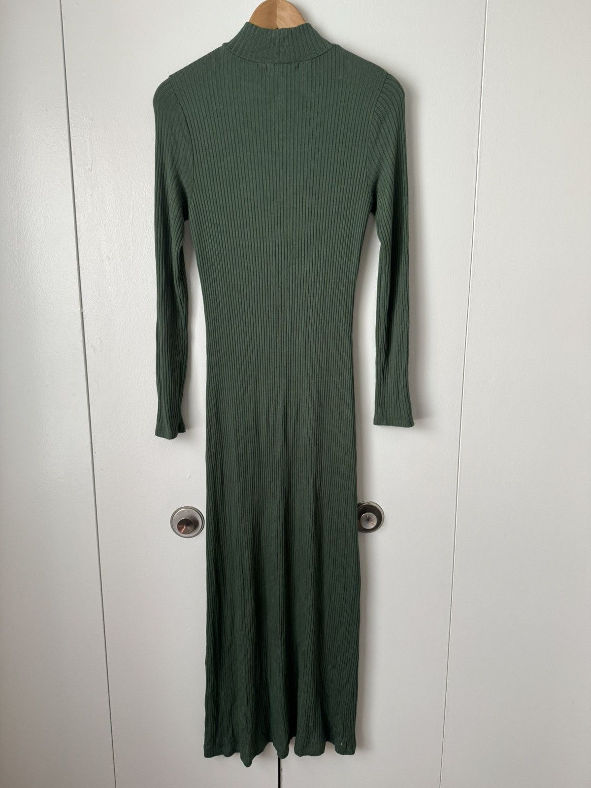 Reformation Reformation Jeans Mockneck Ribbed Maxi Dress Size L / US 10 / IT 46 - 2 Thumbnail