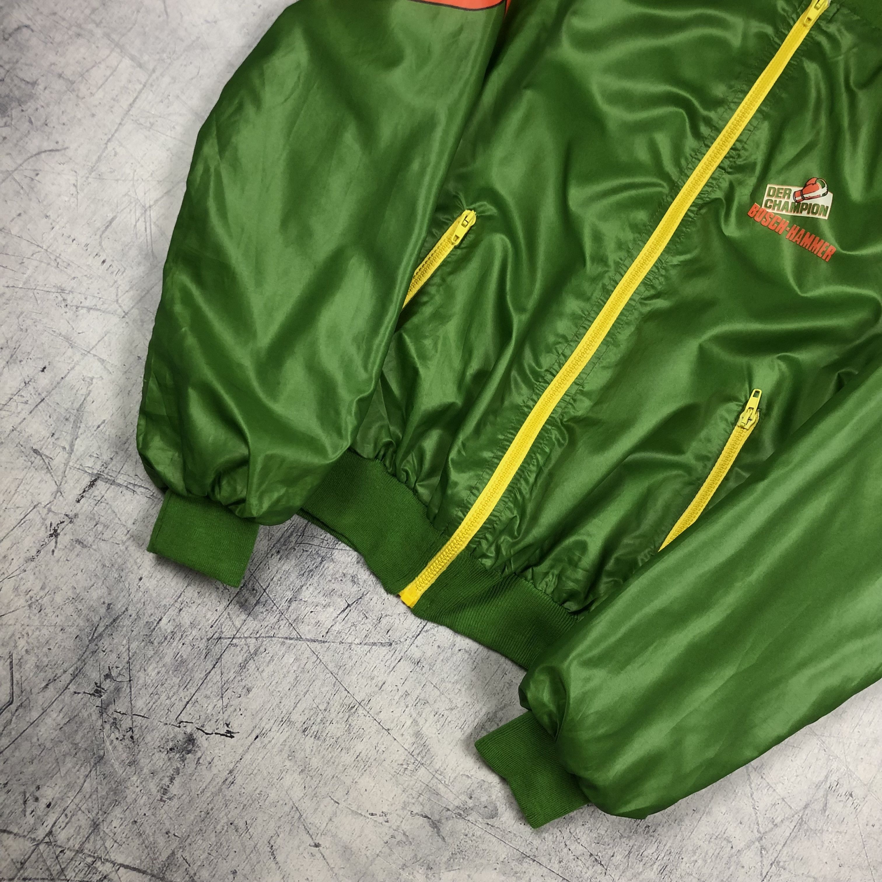 Vintage Vintage Bosch Hammer Nylon Bomber Jacket Size US M / EU 48-50 / 2 - 4 Thumbnail