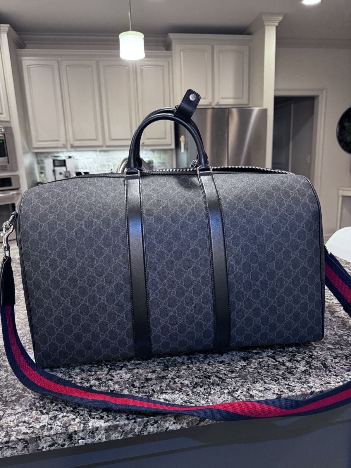Gucci Gucci Large GG Duffle Bag Size ONE SIZE - 2 Thumbnail
