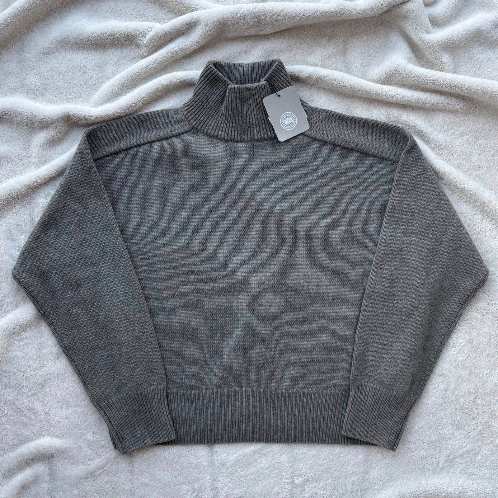 Canada Goose Canada Goose Smokey Grey Baysville Knit Turtleneck - XL Size XL / US 12-14 / IT 48-50 - 1 Thumbnail