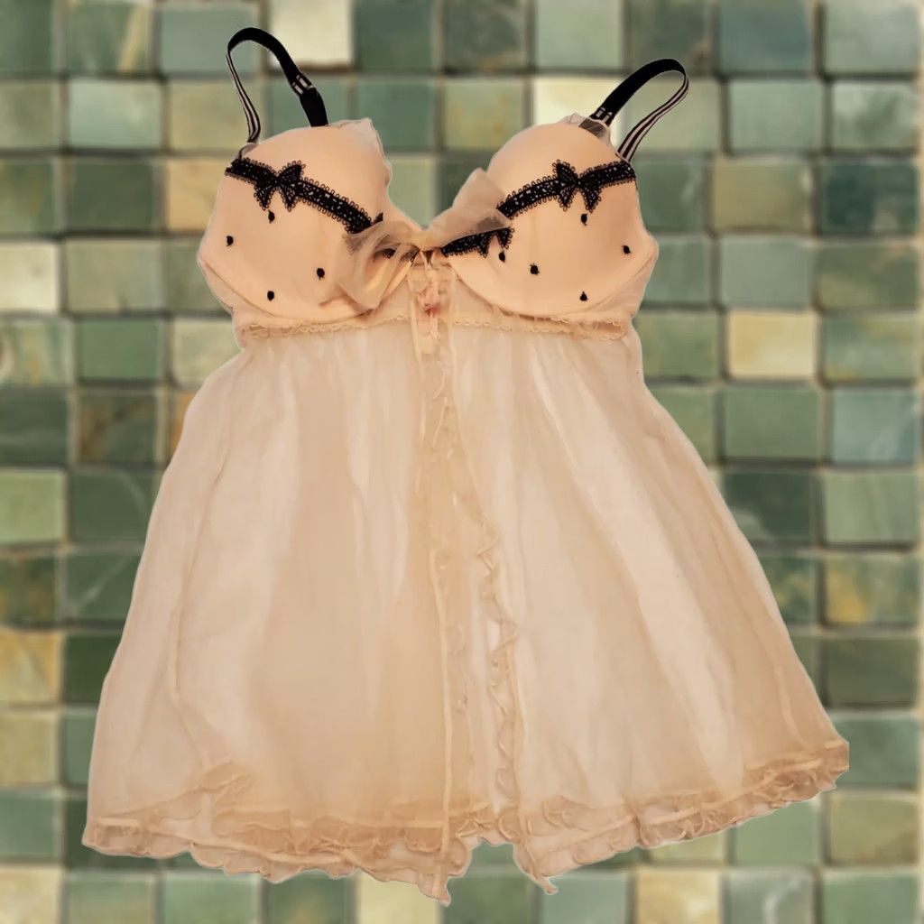 Victoria's Secret Victoria's Secret Lingerie Push Up Lace Padded Light Pink Bows & Strips 36C Size ONE SIZE - 1 Thumbnail