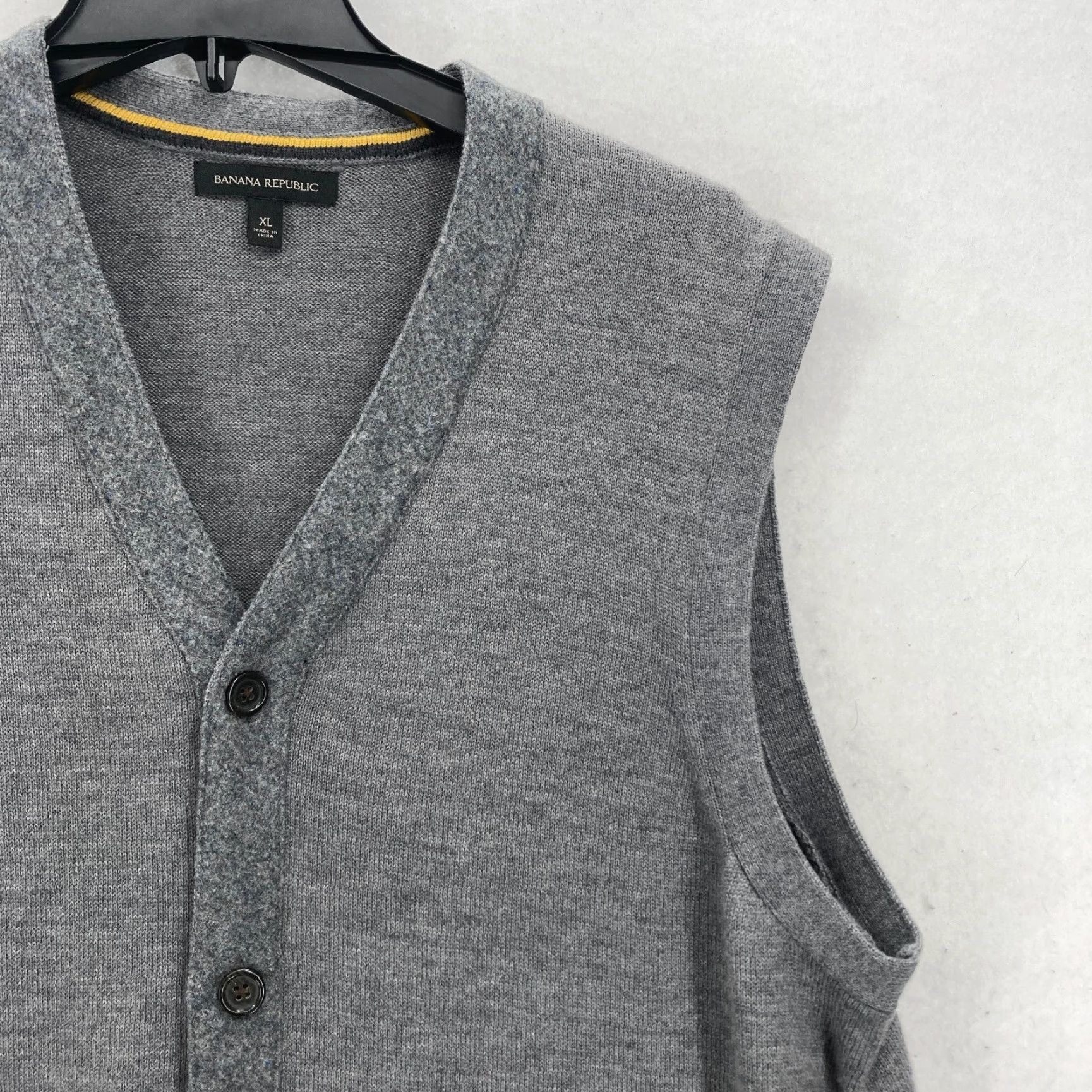 Banana Republic Banana Republic Merino Wool Cardigan Sweater Vest Mens XL Grandpa Preppy Pockets Size US XL / EU 56 / 4 - 2 Thumbnail