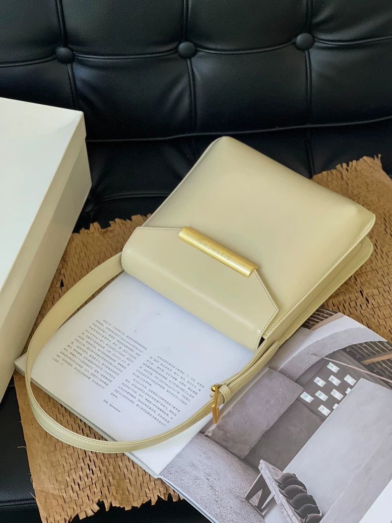 Givenchy Givenchy Milk yellow bag vintage Size ONE SIZE - 6 Thumbnail