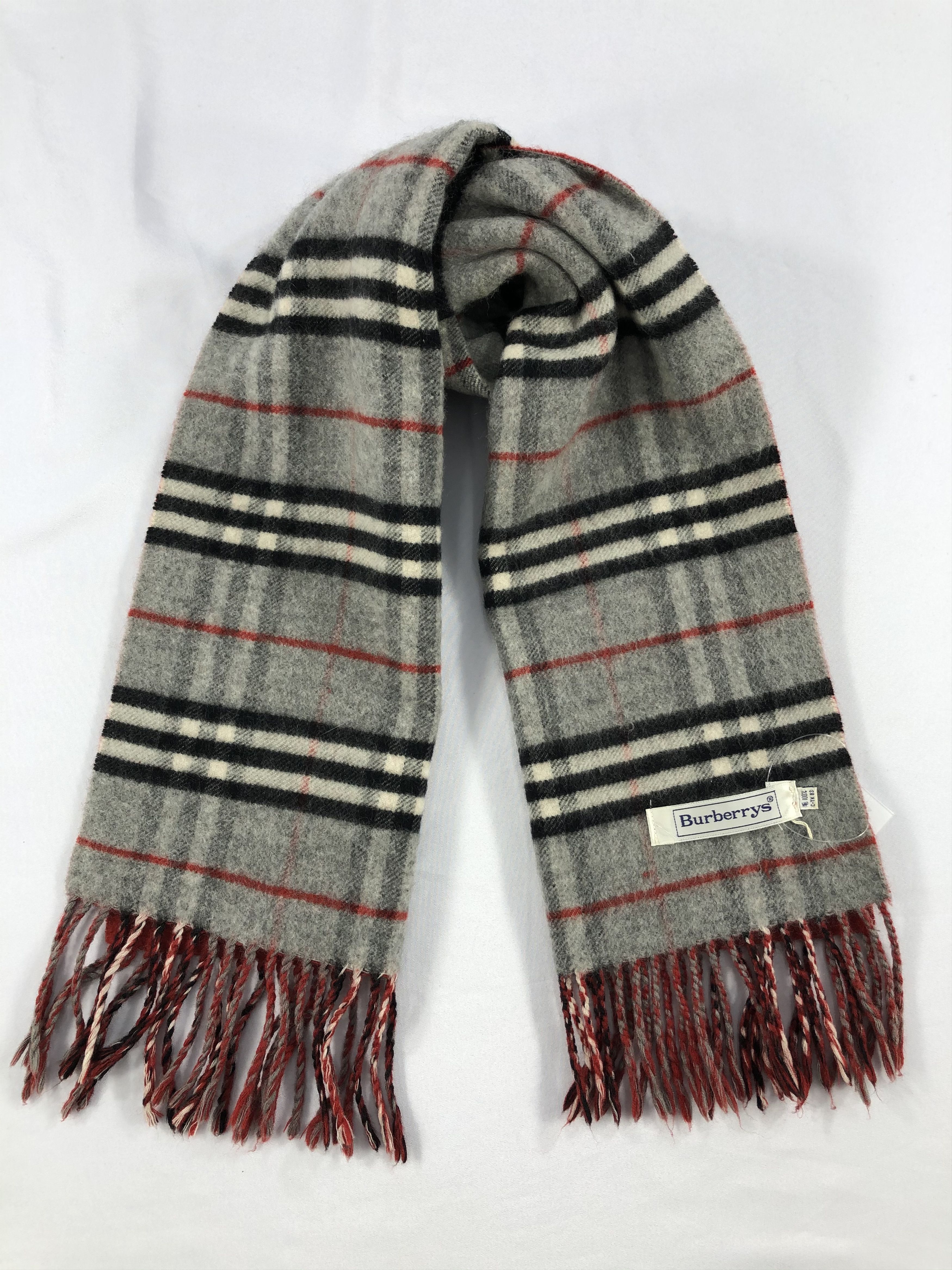 Burberry Vintage Burberry Scarf/Muffler/Neckwear MF1749 Size ONE SIZE - 1 Thumbnail