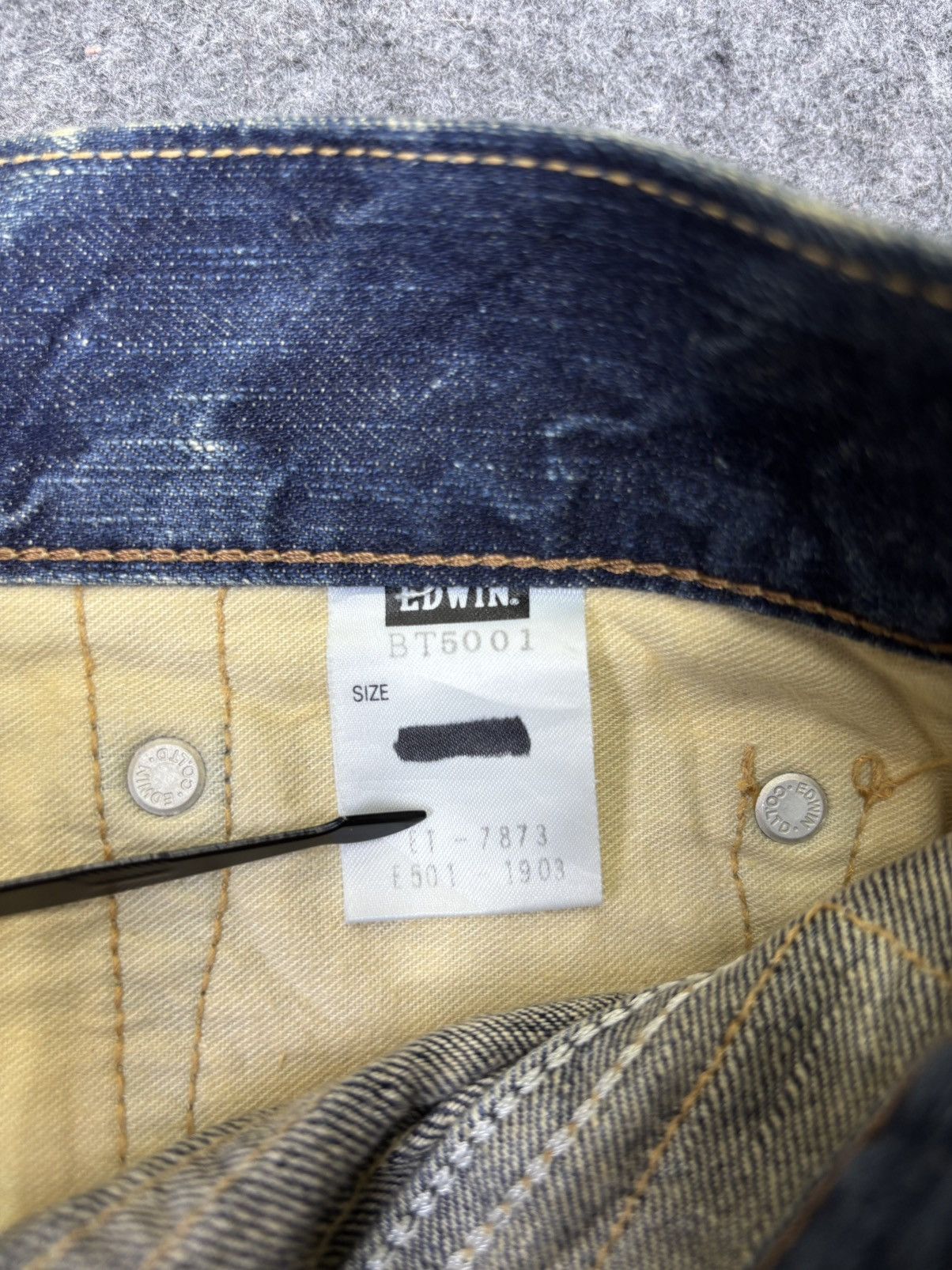Edwin 💥90s Flare Style💥Vintage Edwin 503 Crazy Fades Denim K34 Size US 35 - 16 Thumbnail