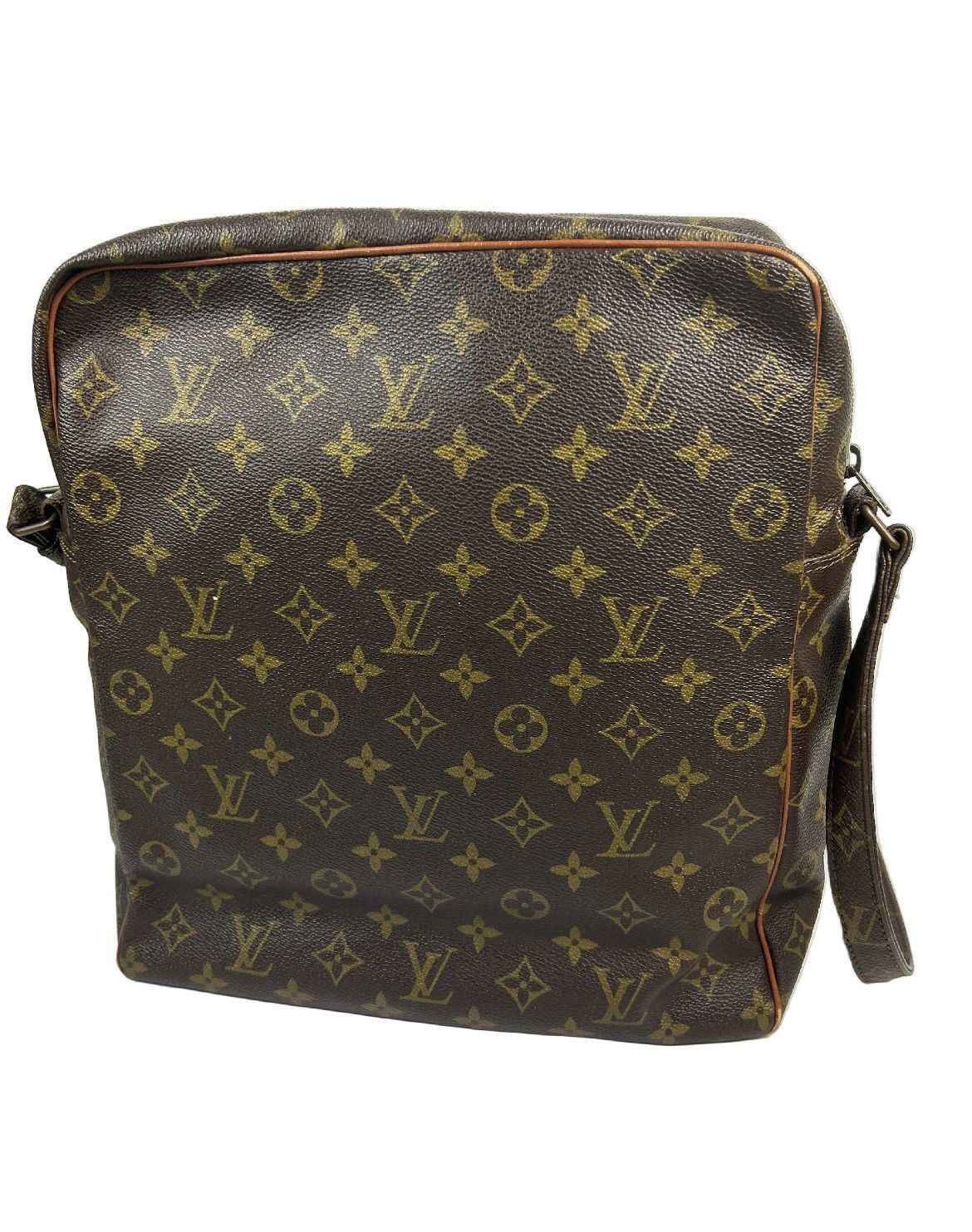 Louis Vuitton Louis Vuitton Monogram Crossbody Bag Size ONE SIZE - 3 Thumbnail