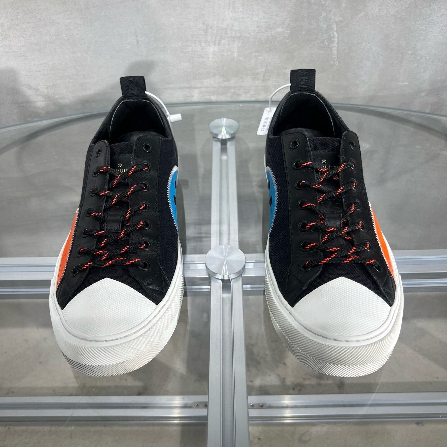 Louis Vuitton Louis Vuitton Monogram Black Orange Sneakers Size US 11 / EU 44 - 1 Thumbnail