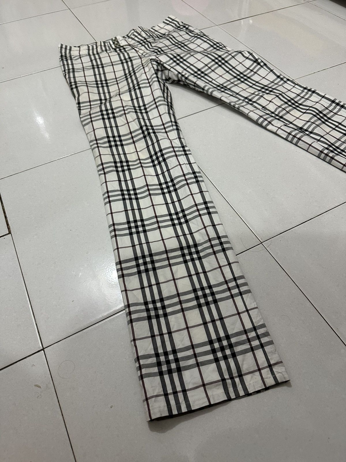 Burberry × Vintage Burberry Nova Check Pants Size 33 Size US 33 - 7 Thumbnail