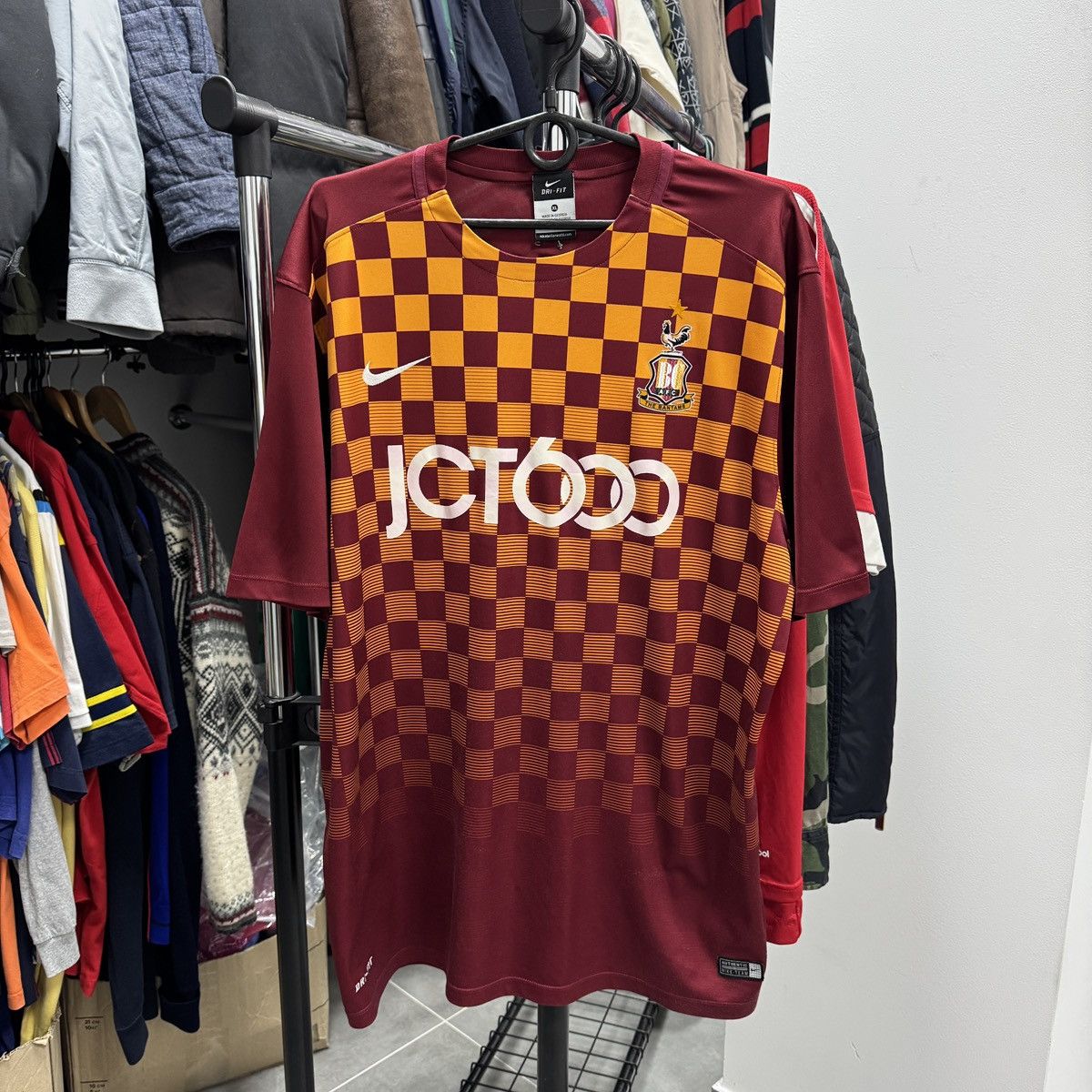 Nike Nike Bradford City 2015/2016 Home Soccer Jersey Men Size XL Size US XL / EU 56 / 4 - 2 Thumbnail