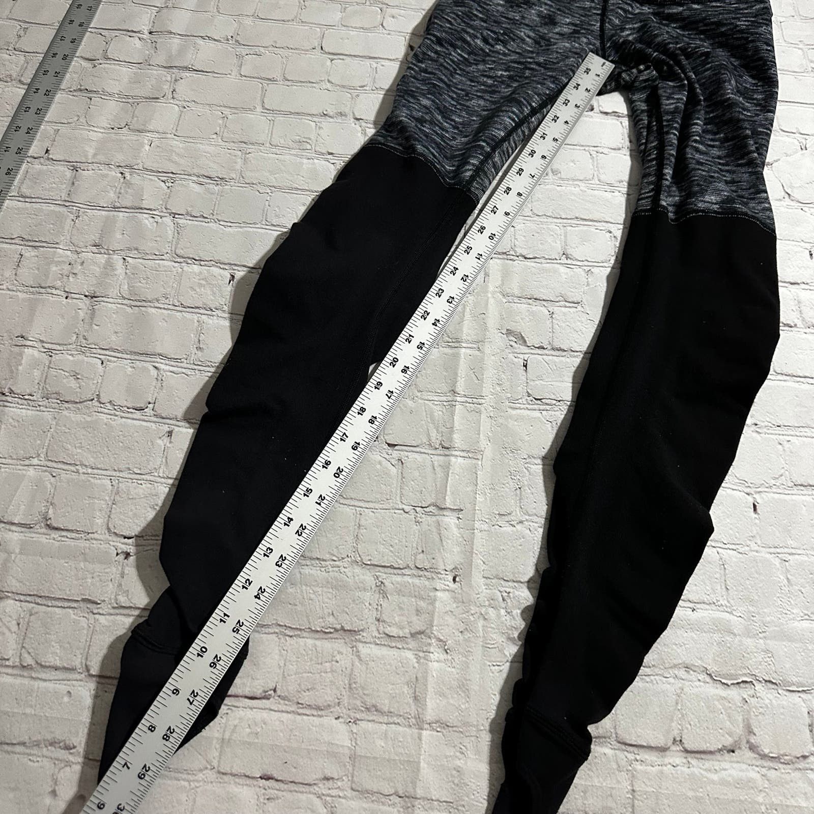 Lululemon Lululemon Wunder Under Stirrup Leggings Size 27" / US 4 / IT 40 - 8 Thumbnail