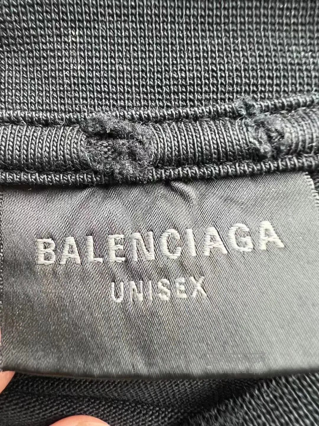 Balenciaga Balenciaga Distressed Eiffel Tower Longsleeve. Size US XXS / EU 40 - 3 Thumbnail