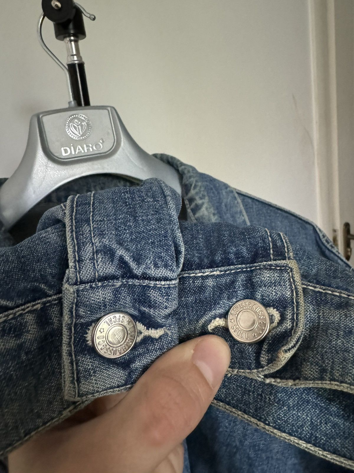 Levi's Vintage 1970 LEVIS Light Denim Jean Jacket Size US XL / EU 56 / 4 - 13 Thumbnail