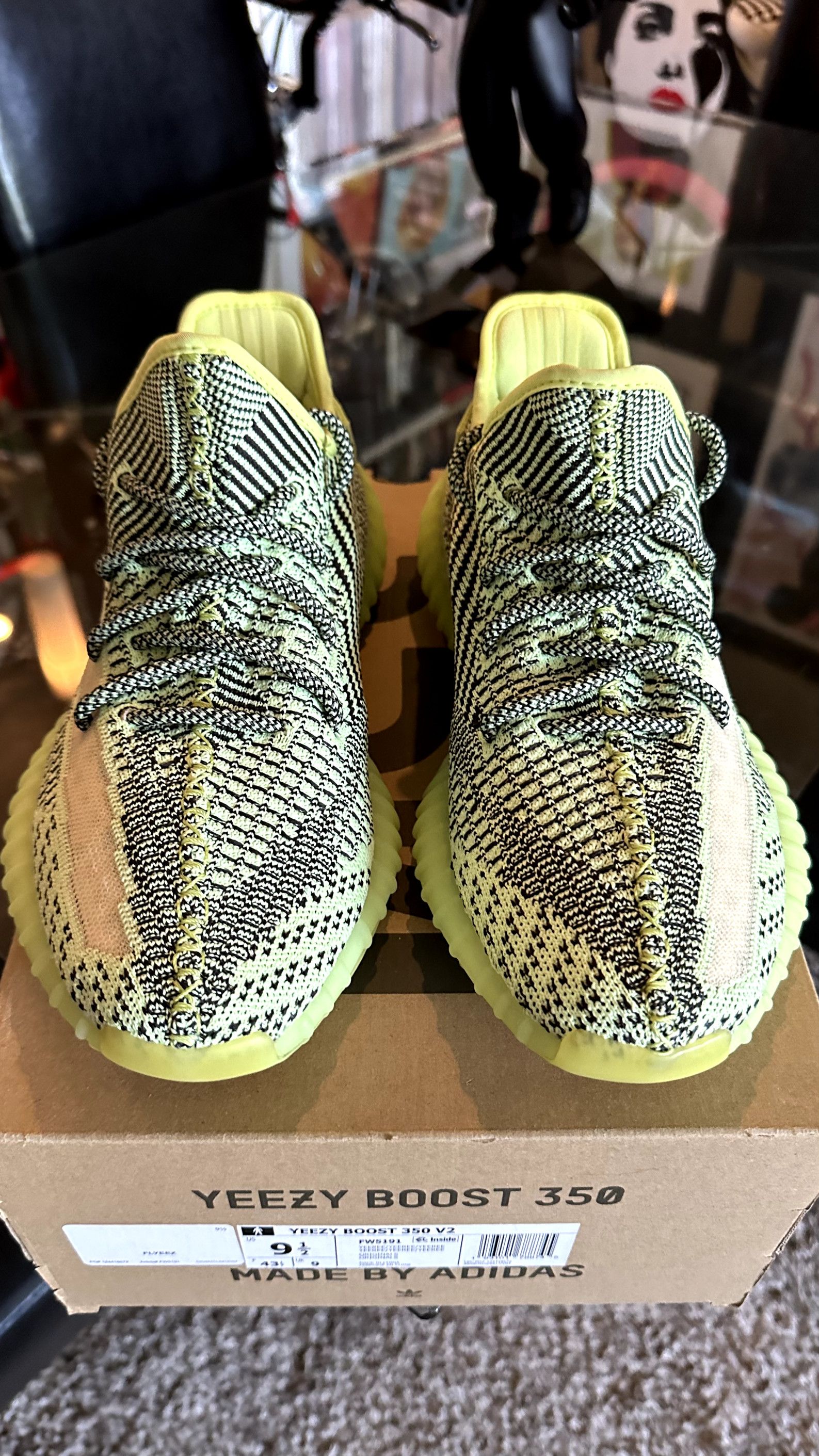 ADIDAS YEEZY BOOST 350 V2 YEEZREEL 9.5 FW5191 REFLECTIVE