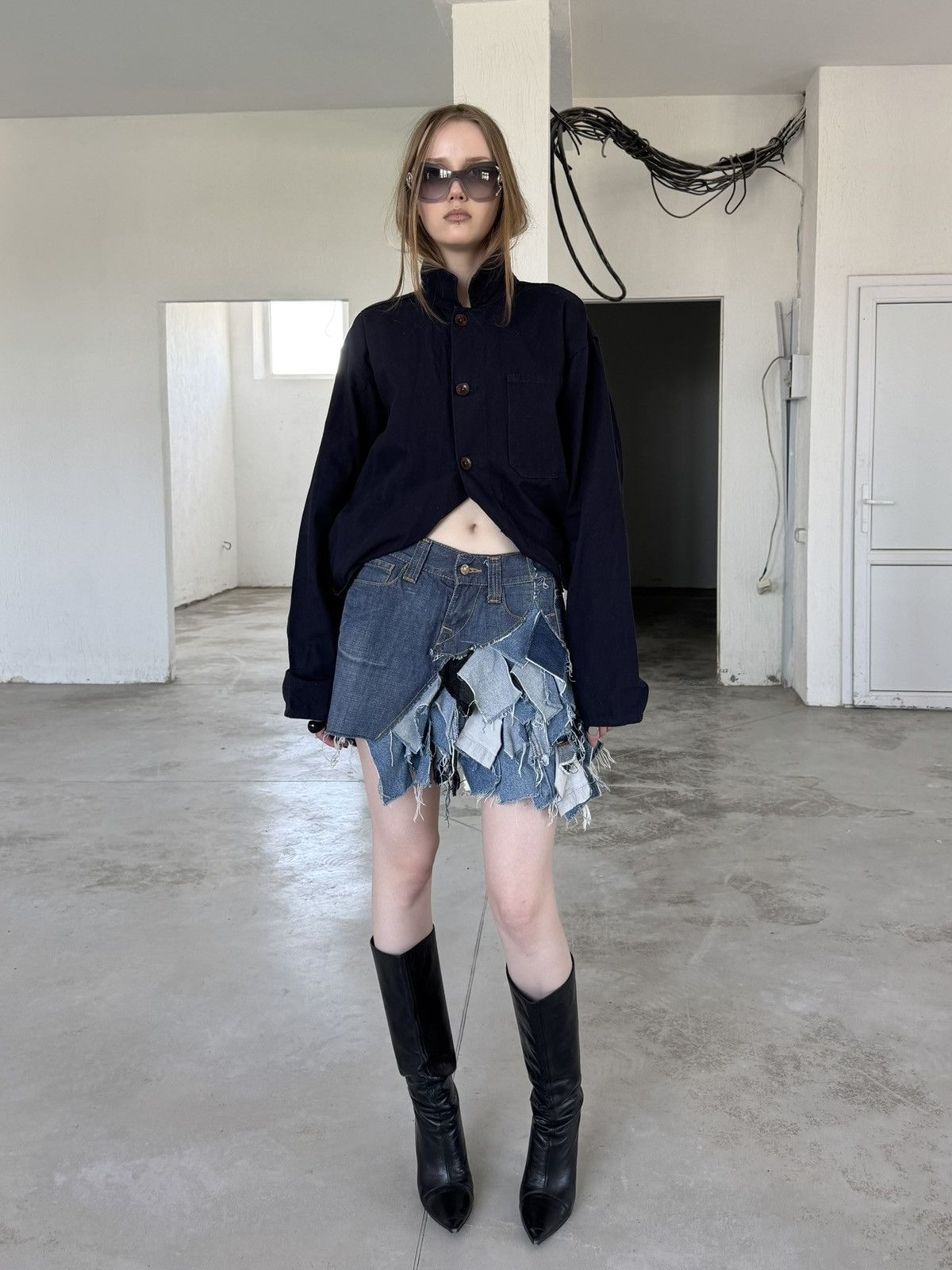 Vintage Vintage denim skirt Avantgarde Size 27" / US 4 / IT 40 - 5 Thumbnail