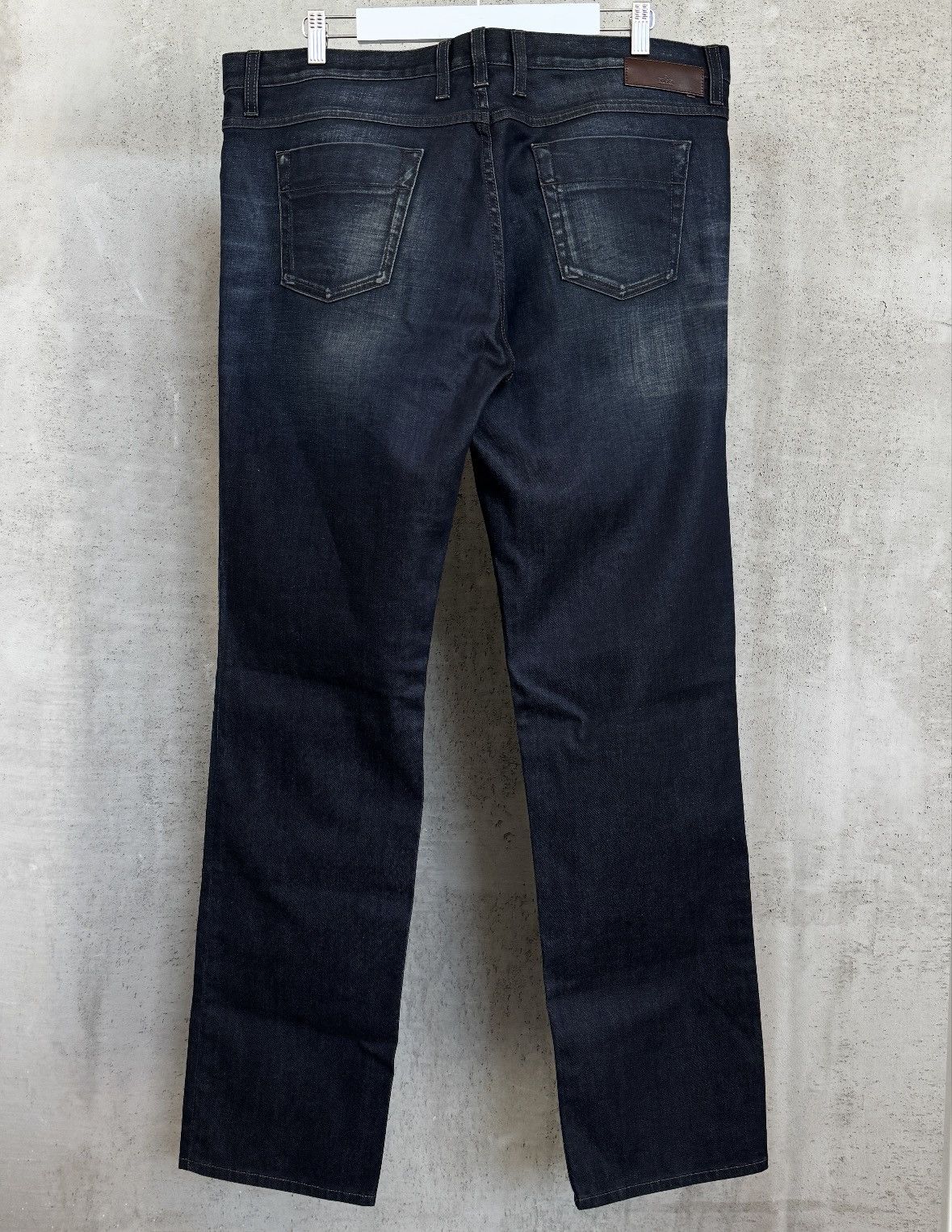 Gucci Gucci Straight Dark Indigo Jeans AW11 Size US 38 / EU 54 - 2 Thumbnail