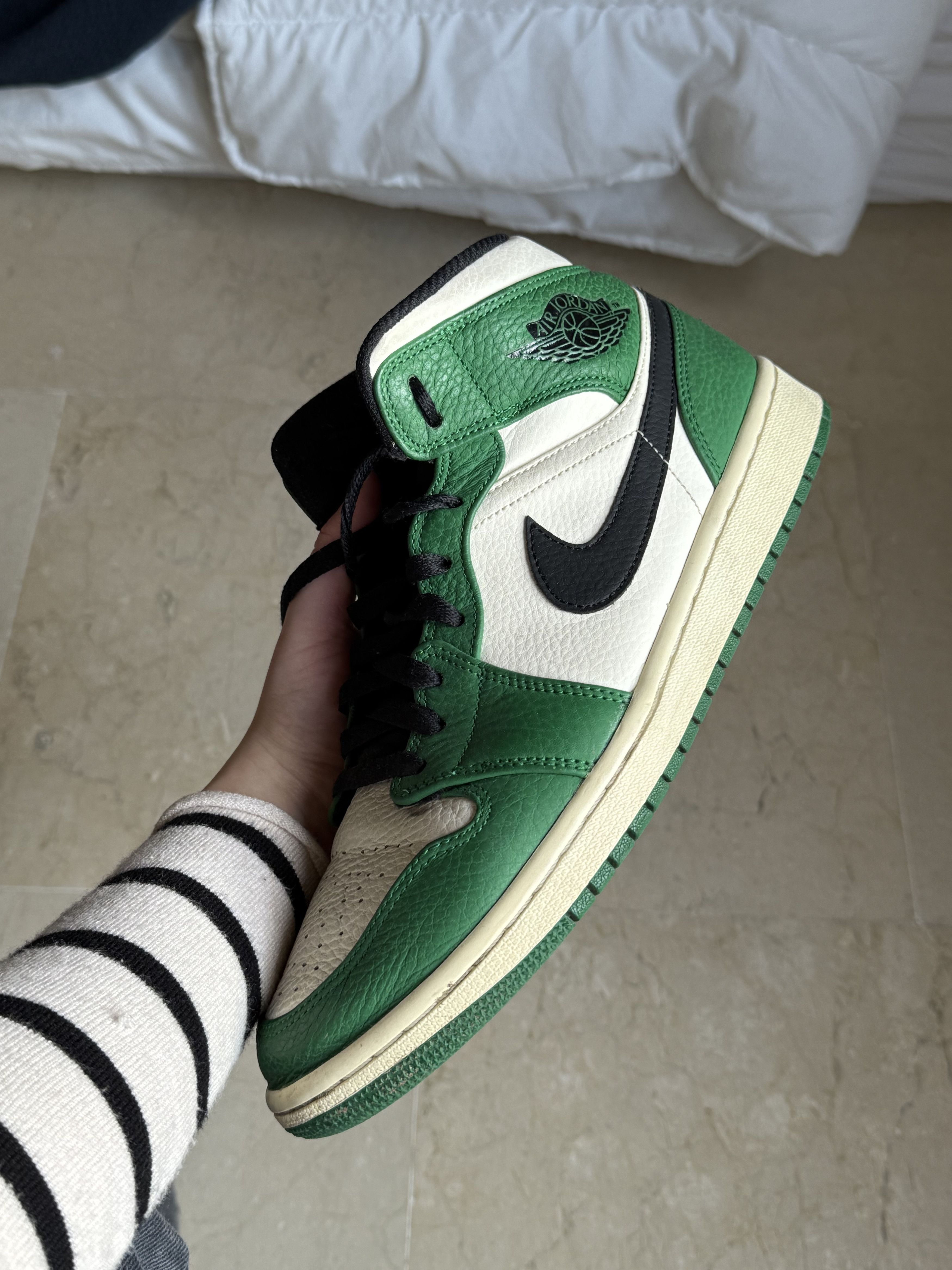 Nike Nike Air Jordan Pine Green Size US 10.5 / EU 43-44 - 3 Thumbnail