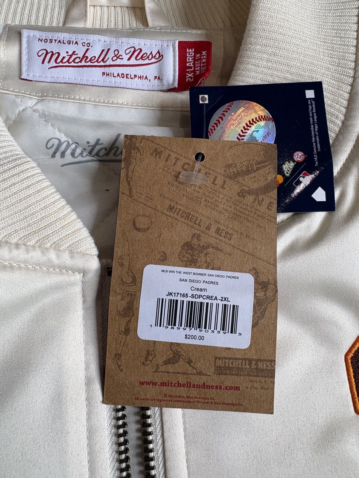 Mitchell & Ness Seager x San Diego Padres Win the West men 2XL satin jacket Size US XXL / EU 58 / 5 - 3 Thumbnail