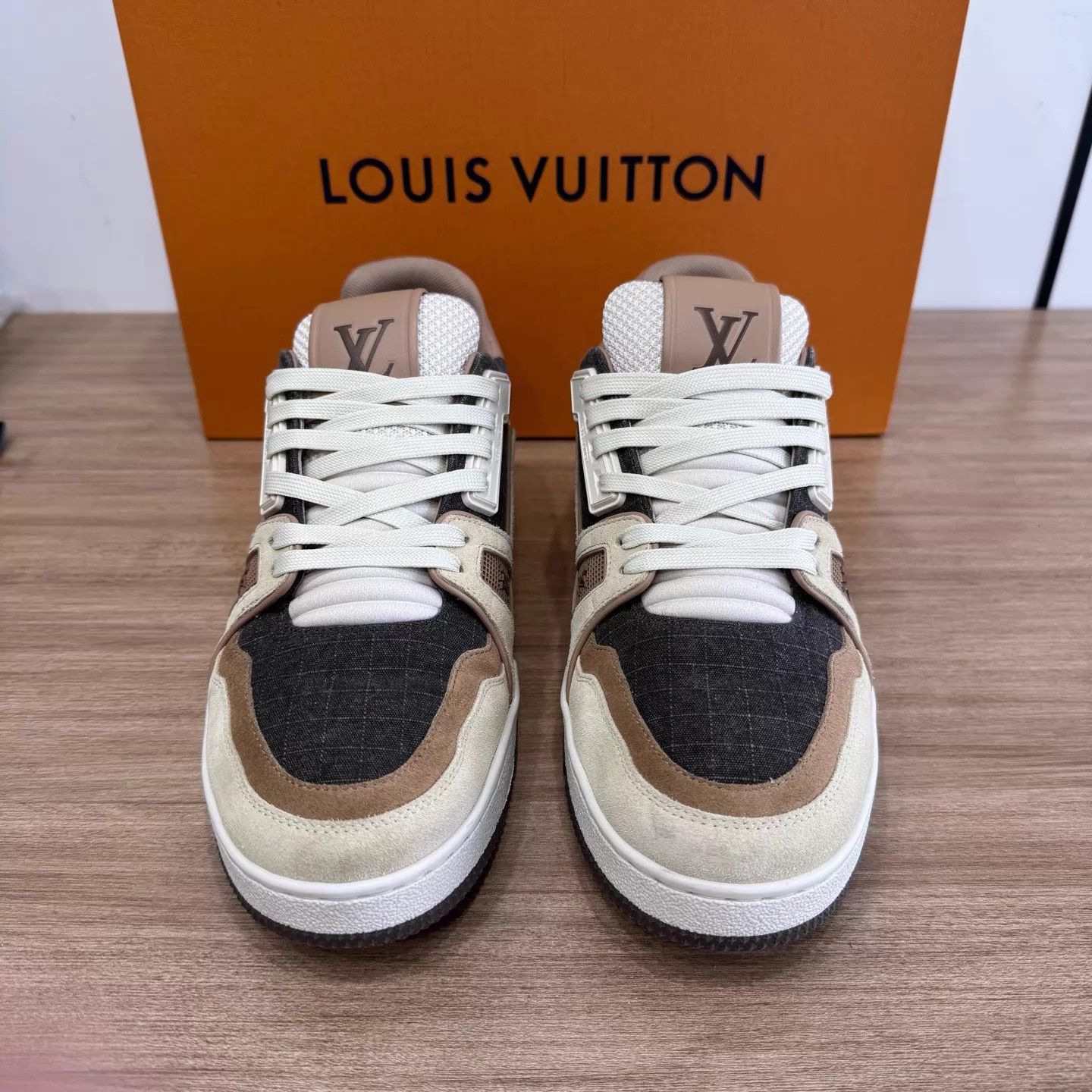 Louis Vuitton LV Trainer Brown Color Blocked UK6.5 40.5 Size US 7.5 / EU 40-41 - 2 Thumbnail