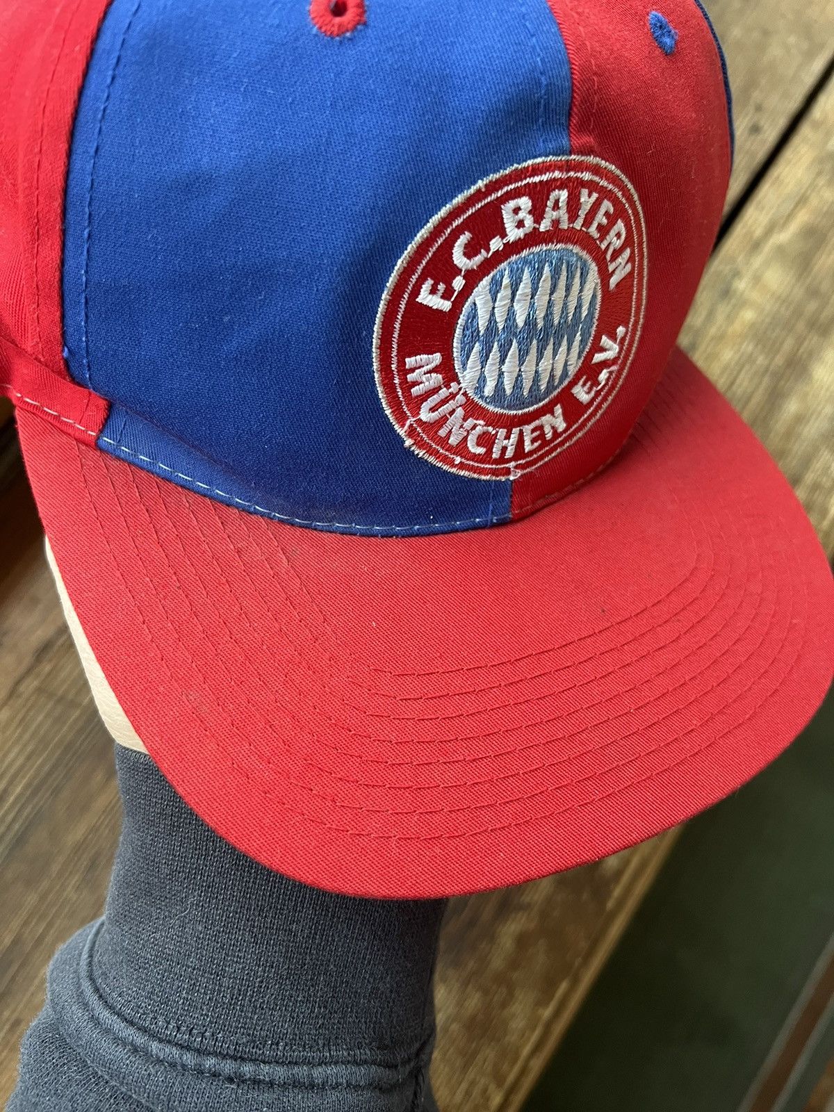 Vintage Vintage 90s Fc Bayern Munchen Hat Football Soccer Cap Size ONE SIZE - 8 Thumbnail