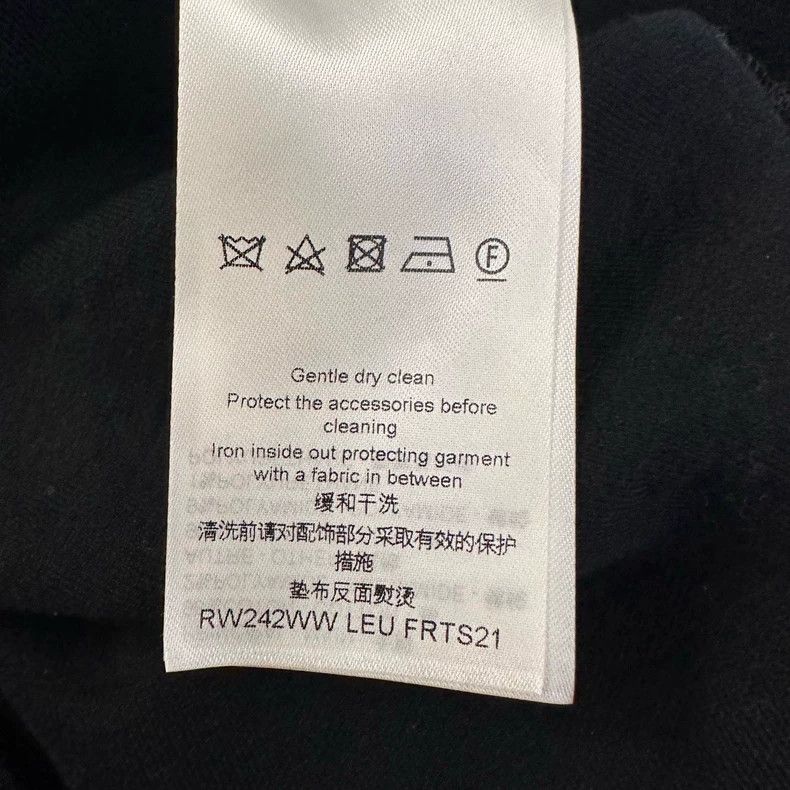 Louis Vuitton Louis Vuitton Black dark stripe full print short sleeve Size US XS / EU 42 / 0 - 5 Thumbnail