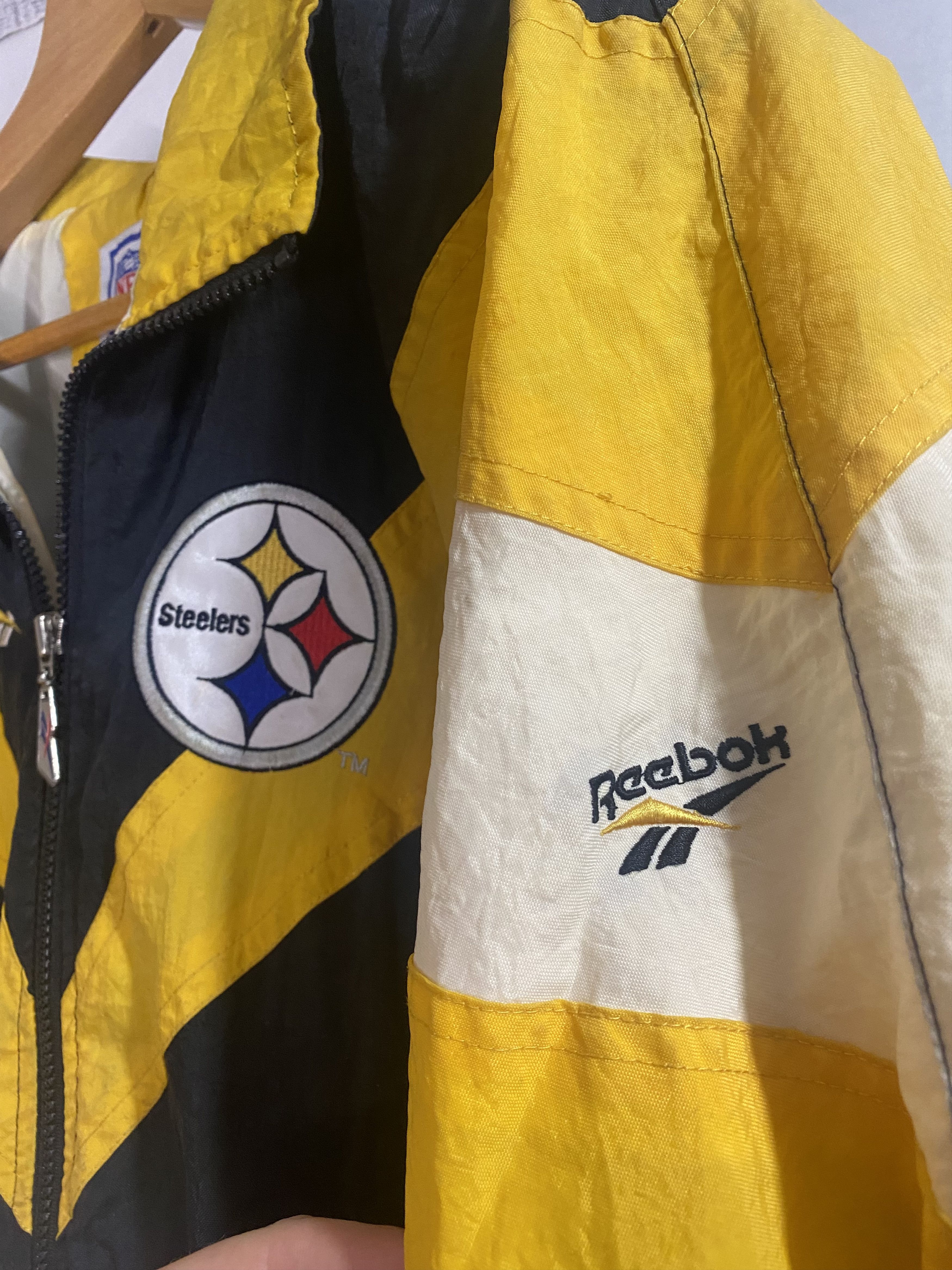 NFL Pittsburgh Steelers, NFL, Pro Line, Zip Windbreaker Jacket Size US M / EU 48-50 / 2 - 3 Thumbnail